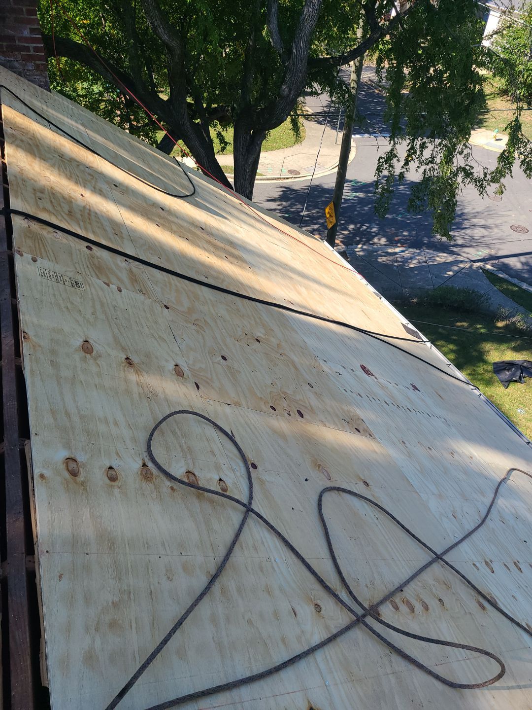 Arlington: Residential Roof Replacement With CertainTeed Landmark Designer Shingles in Georgetown Gray by RM Banning, Inc.