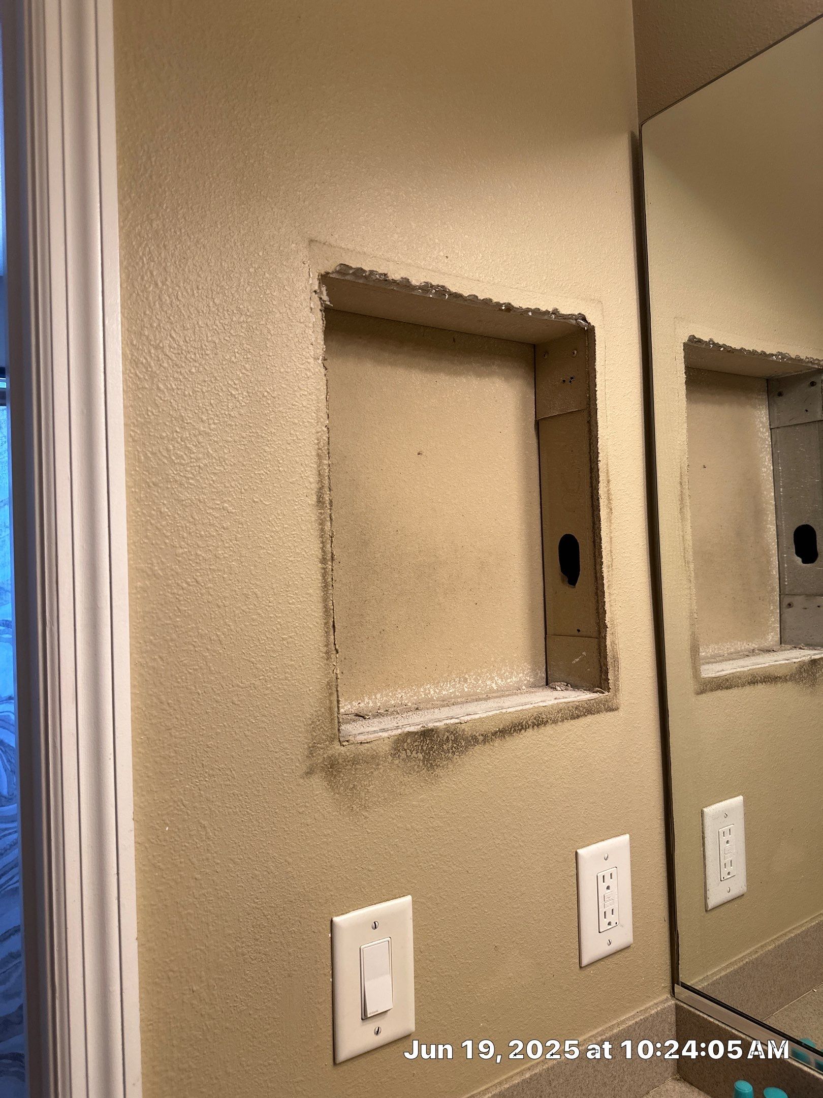 Mold Assessment in Sarasota on a rental home by Building performance Solutions LLC
