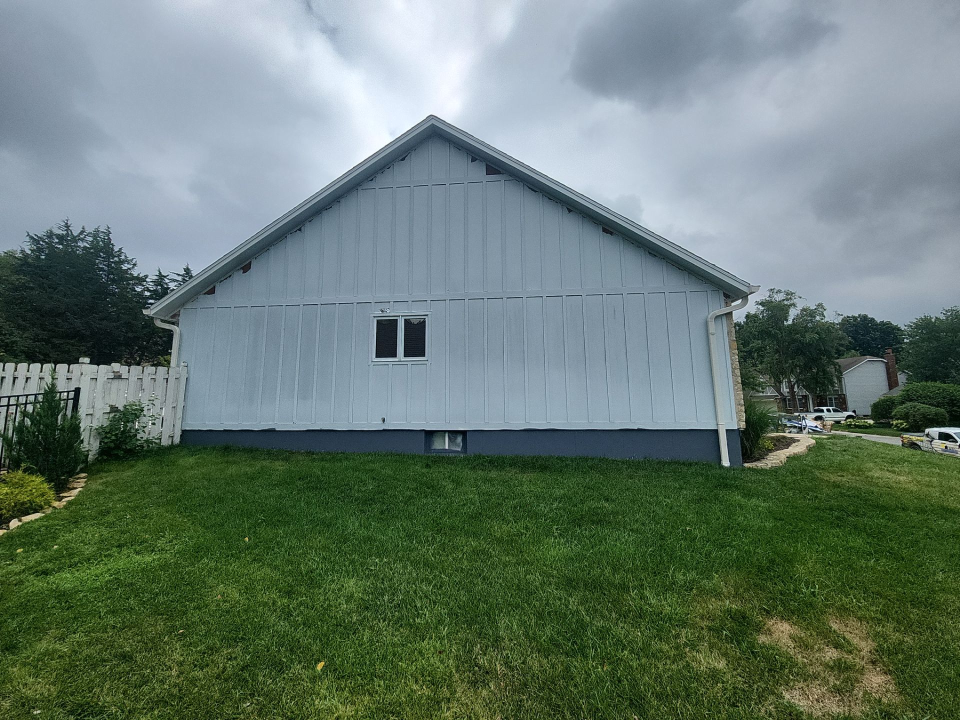 James Hardie siding in Overland park  by EEC  Windows, Siding & Roofing 