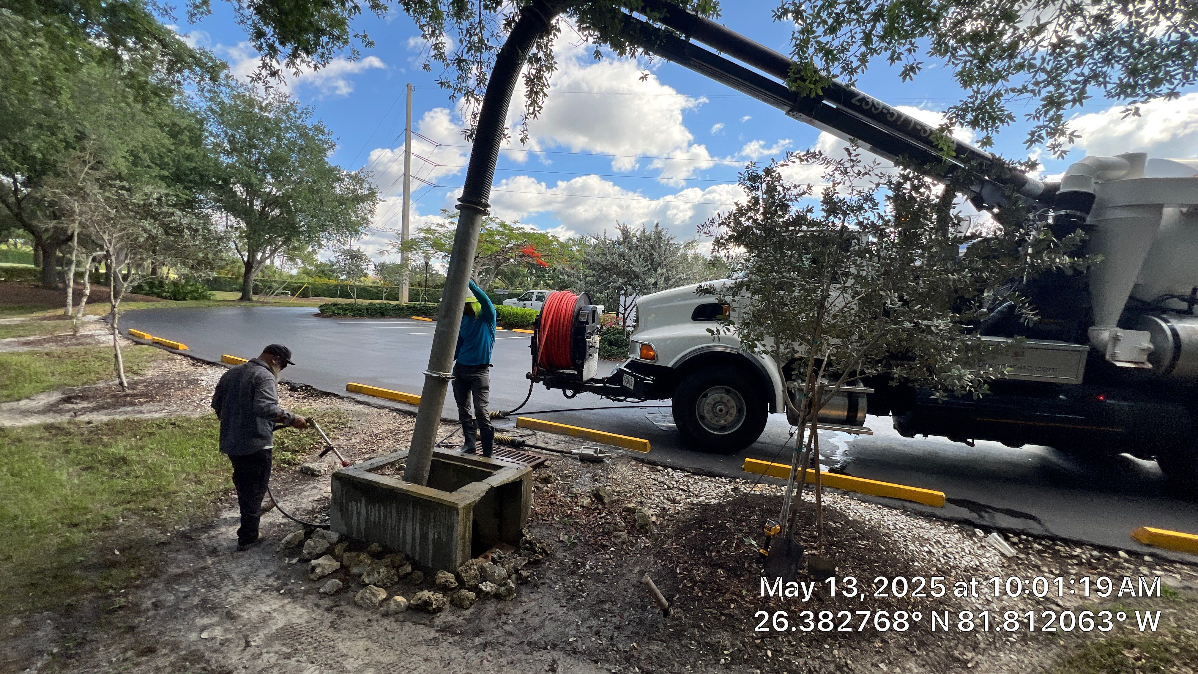 Pelican Landing Fitness & Tennis Court Parking Lot Stormwater System Maintenance by Don Mar, Inc. Storm Water Solutions