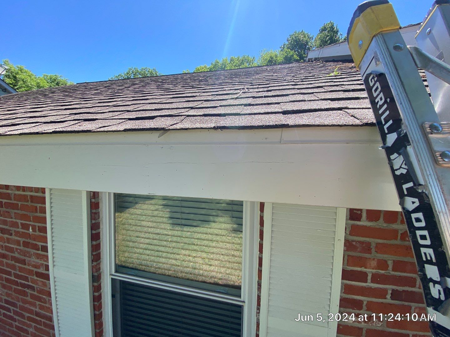 Hail inspection in Bartlesville by Decor Roofing & Restoration