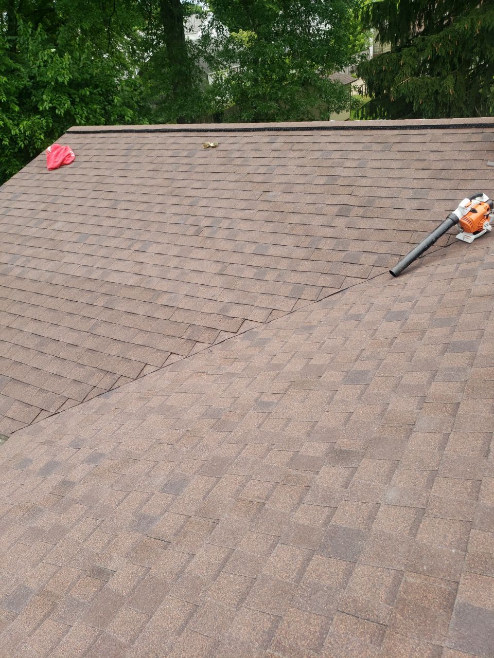 Brand: Atlas Pinnacle Color: Pristine Sunset Drip: White by Eagle Eye Roofing