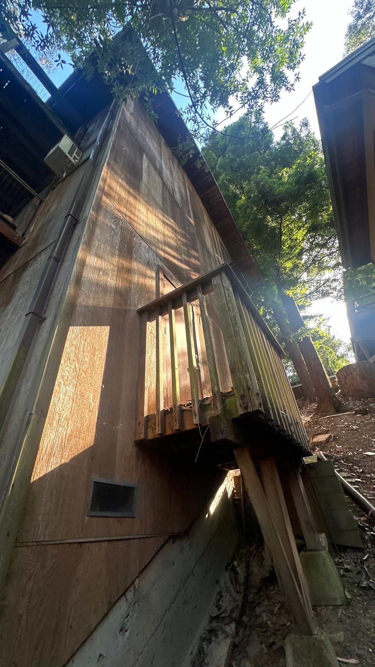 Farrallon Way, Oakland by Golden State Builders Group