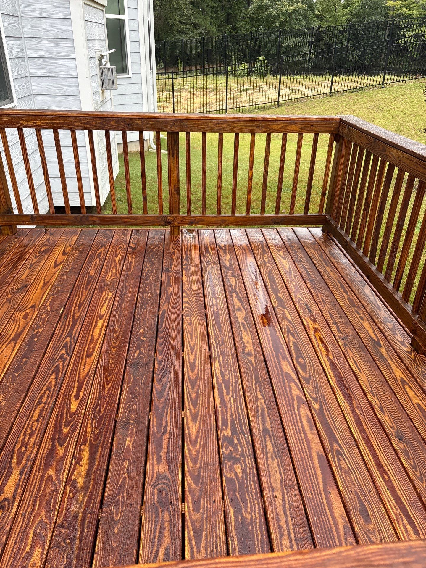 Wood Deck using Wood Sealant by DuraSeal