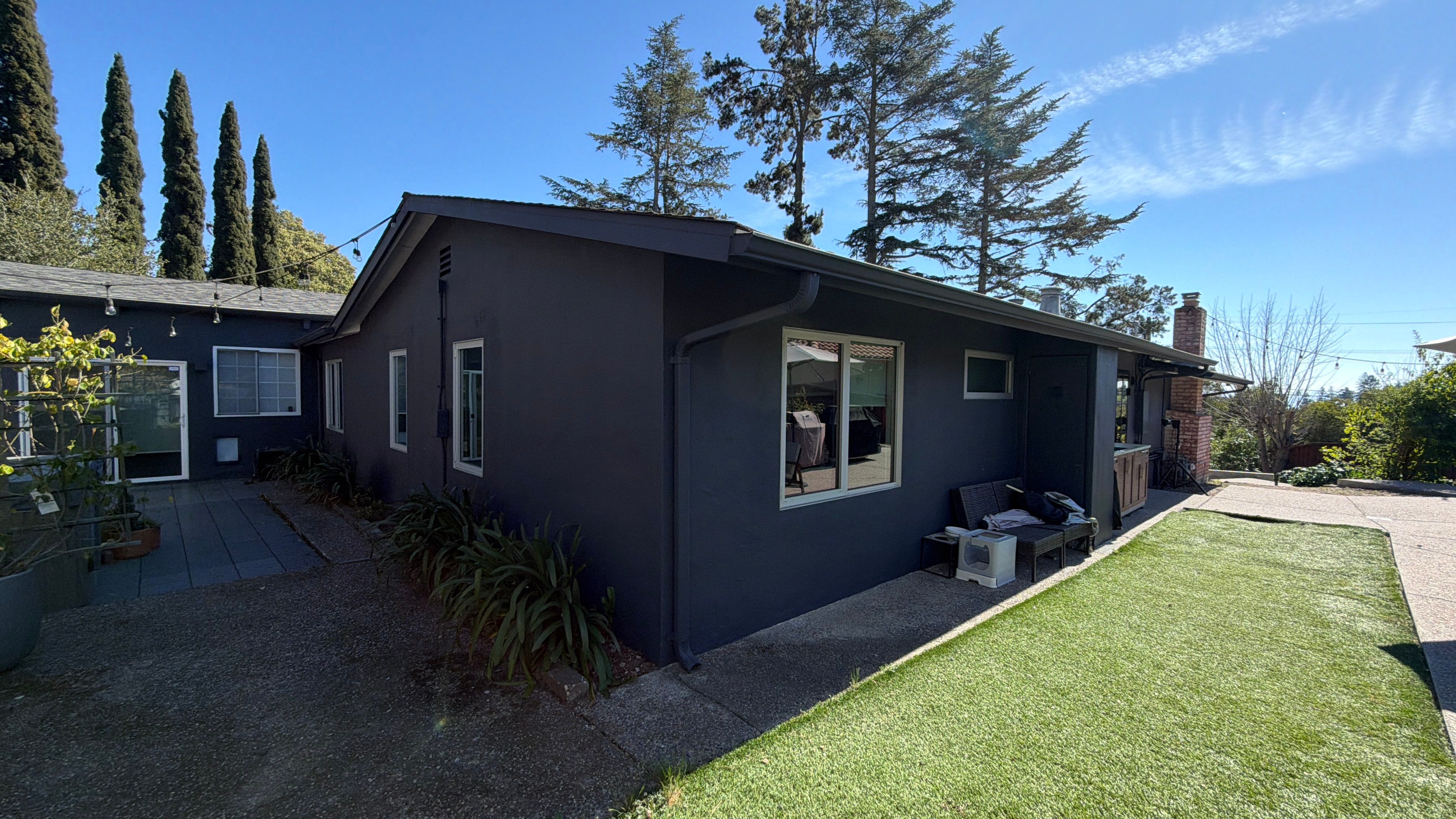 modern painting Exterior modern painting by Herrera’s Bay Area Painting inc.