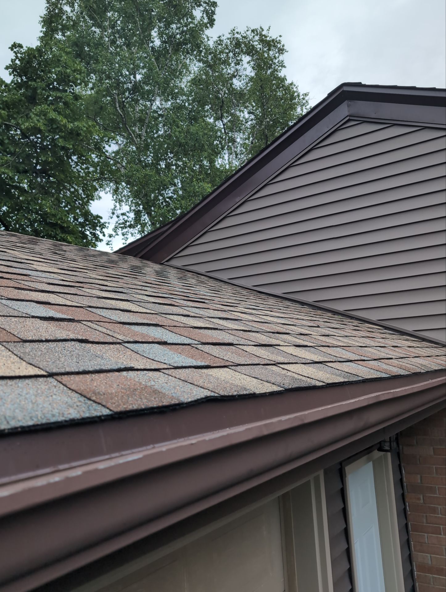 NEW COLOR SCHEME !  by Gellings Roofing & Siding