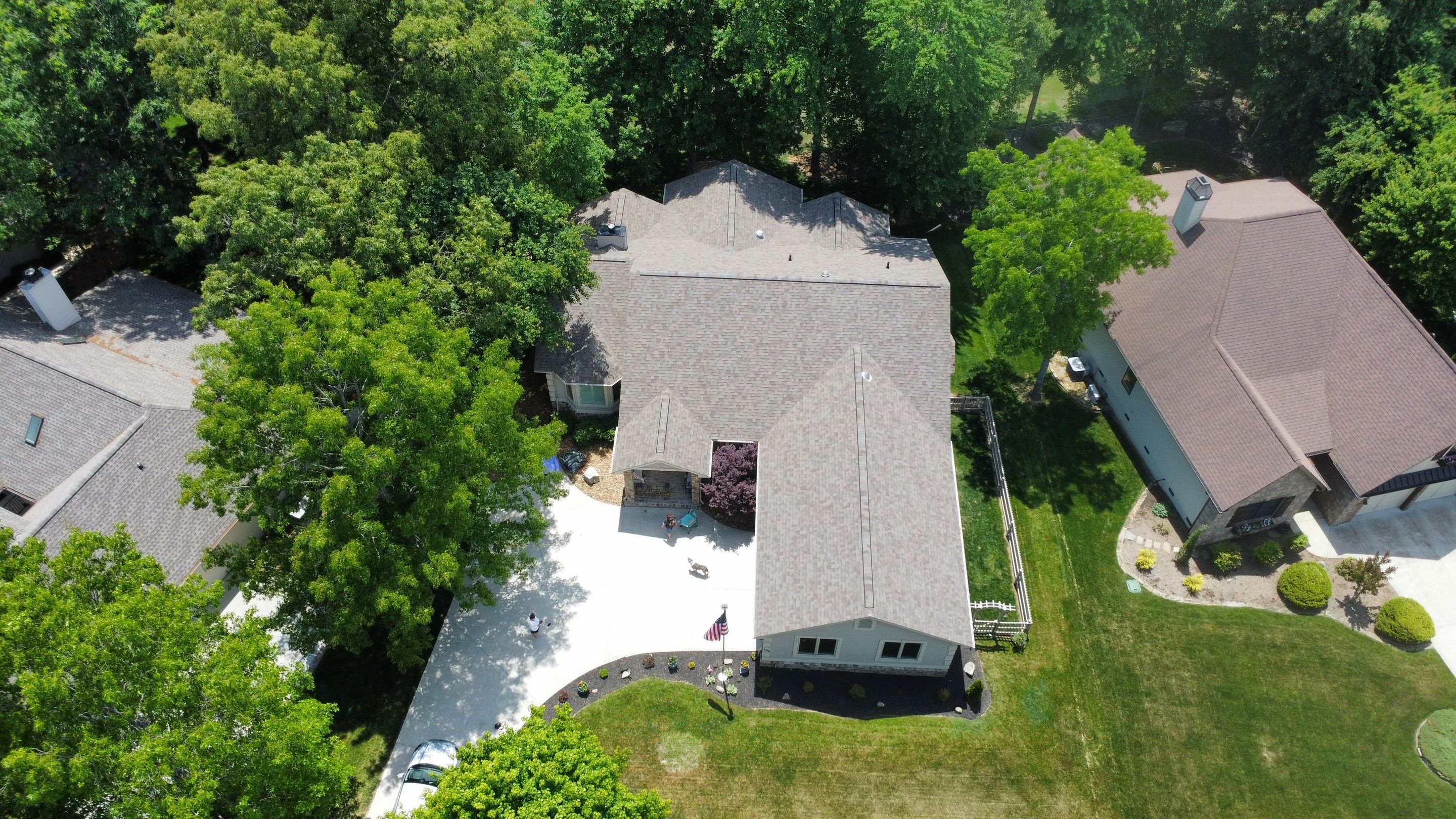 Crossville - Malarkey Vista by Undersun Roofing 