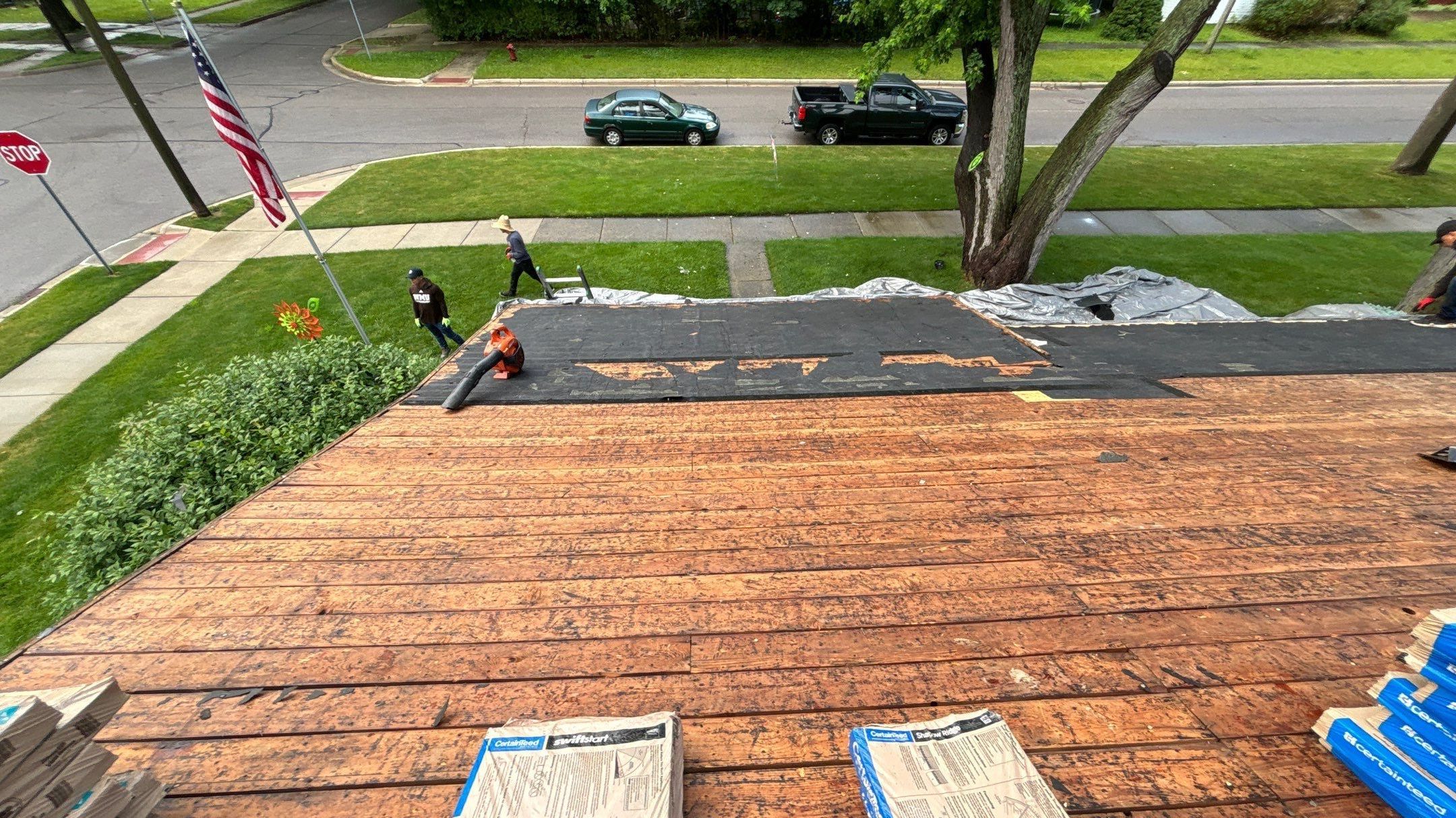 Roof Replacement using CertainTeed Landmark by 180 Contractors