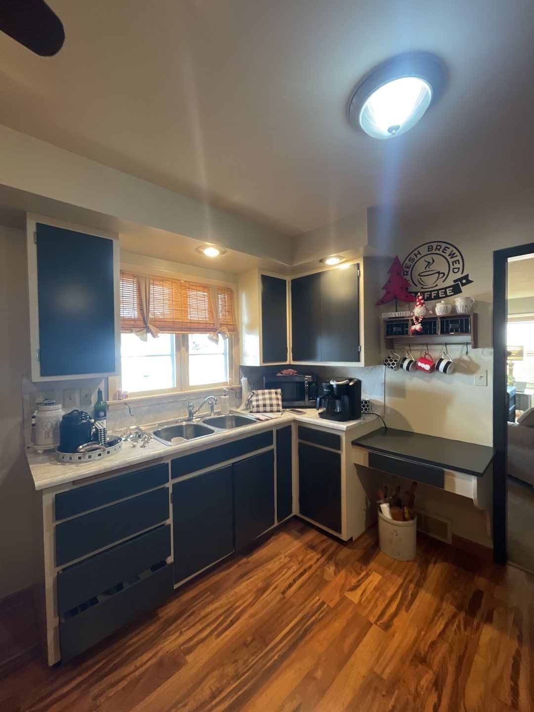 Painting Kitchen Cabinets and Walls using Sherwin Williams paint by Lightning Exteriors