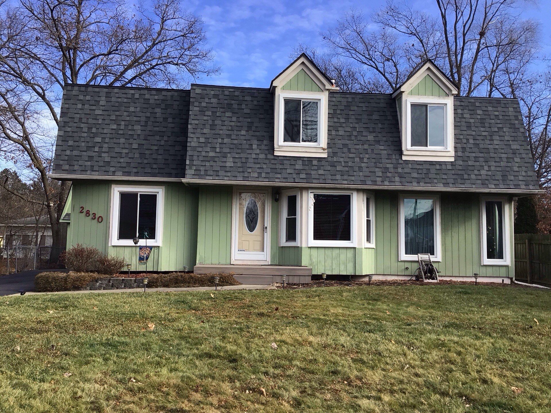 Siding Replacement using Hardie Plank S8 1/4" by 180 Contractors
