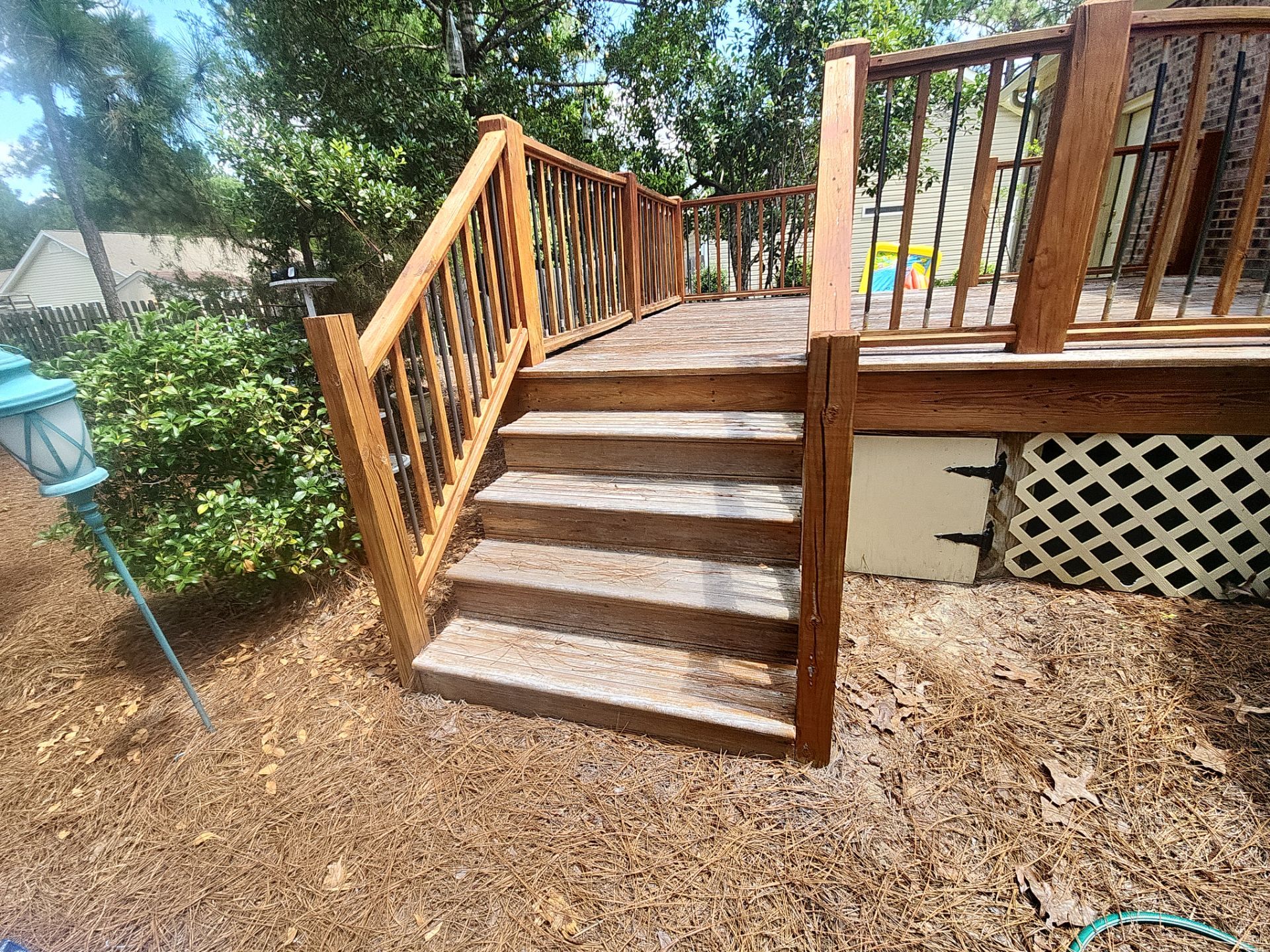 Wood Deck using Wood Sealant by DuraSeal
