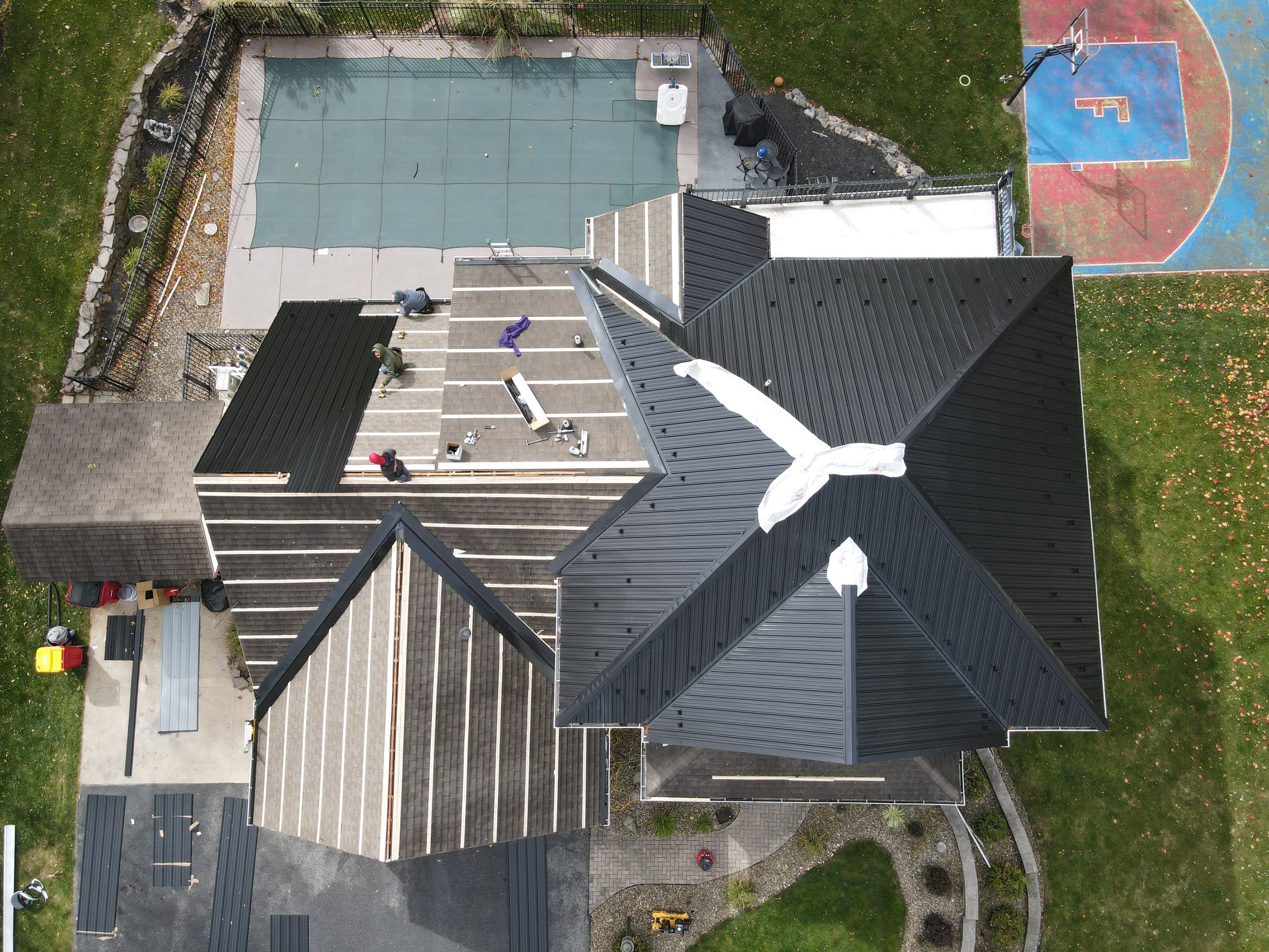 Everlast Azm Black  by Teflon Roofing