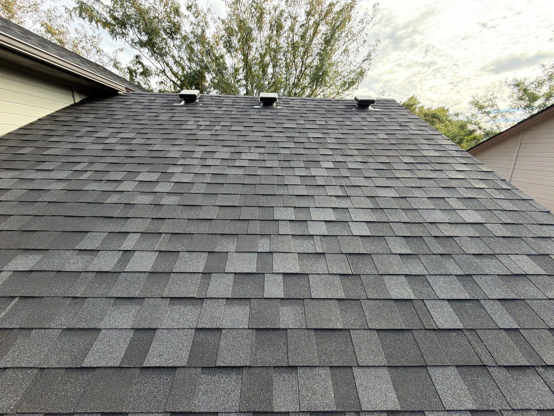 Comprehensive Residential Roof Replacement Featuring Architectural Shingles in Meridian by Olive Roofing