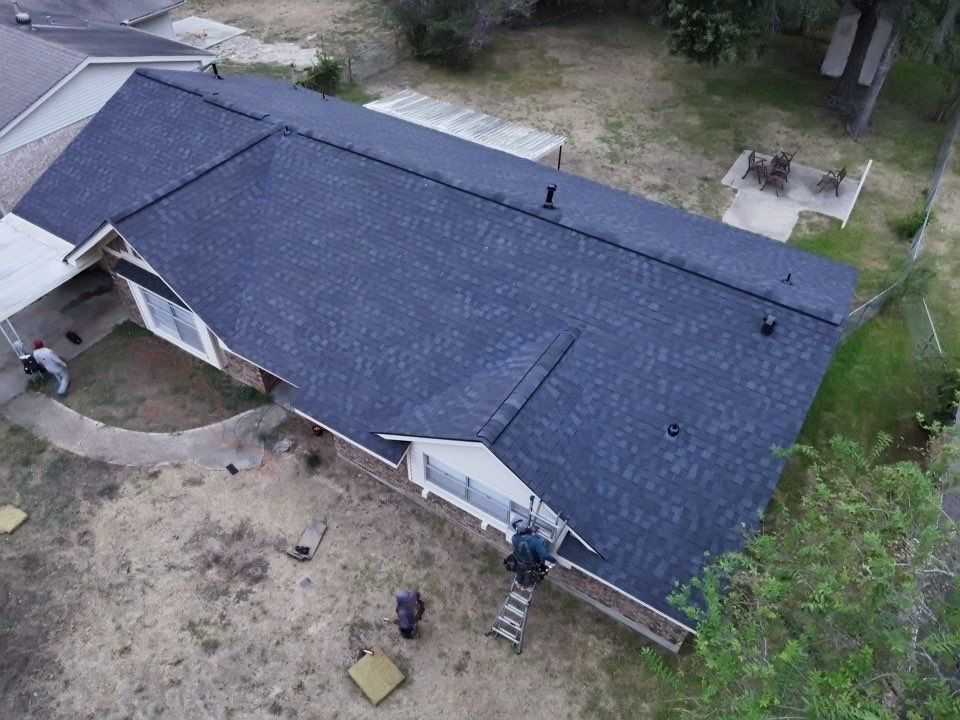 Shingle Project - Conroe, Texas by Hartland Roofing & Construction