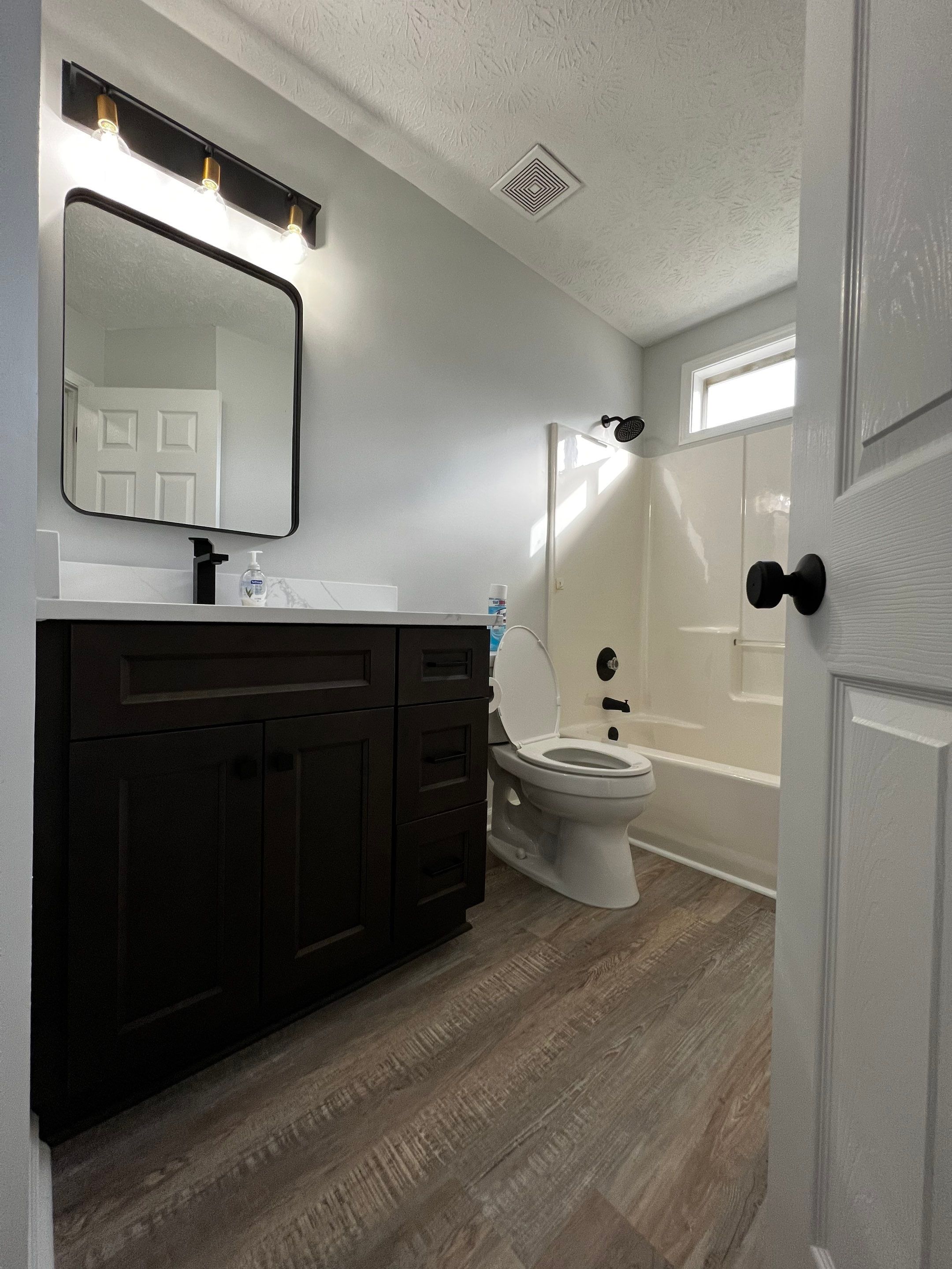 Modern Interior Renovation and Bathroom Remodel in Ellenwood by Swift Home Renovations