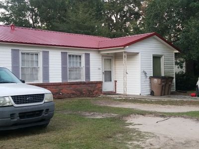 Residential Roofing Installation using Metal roofing