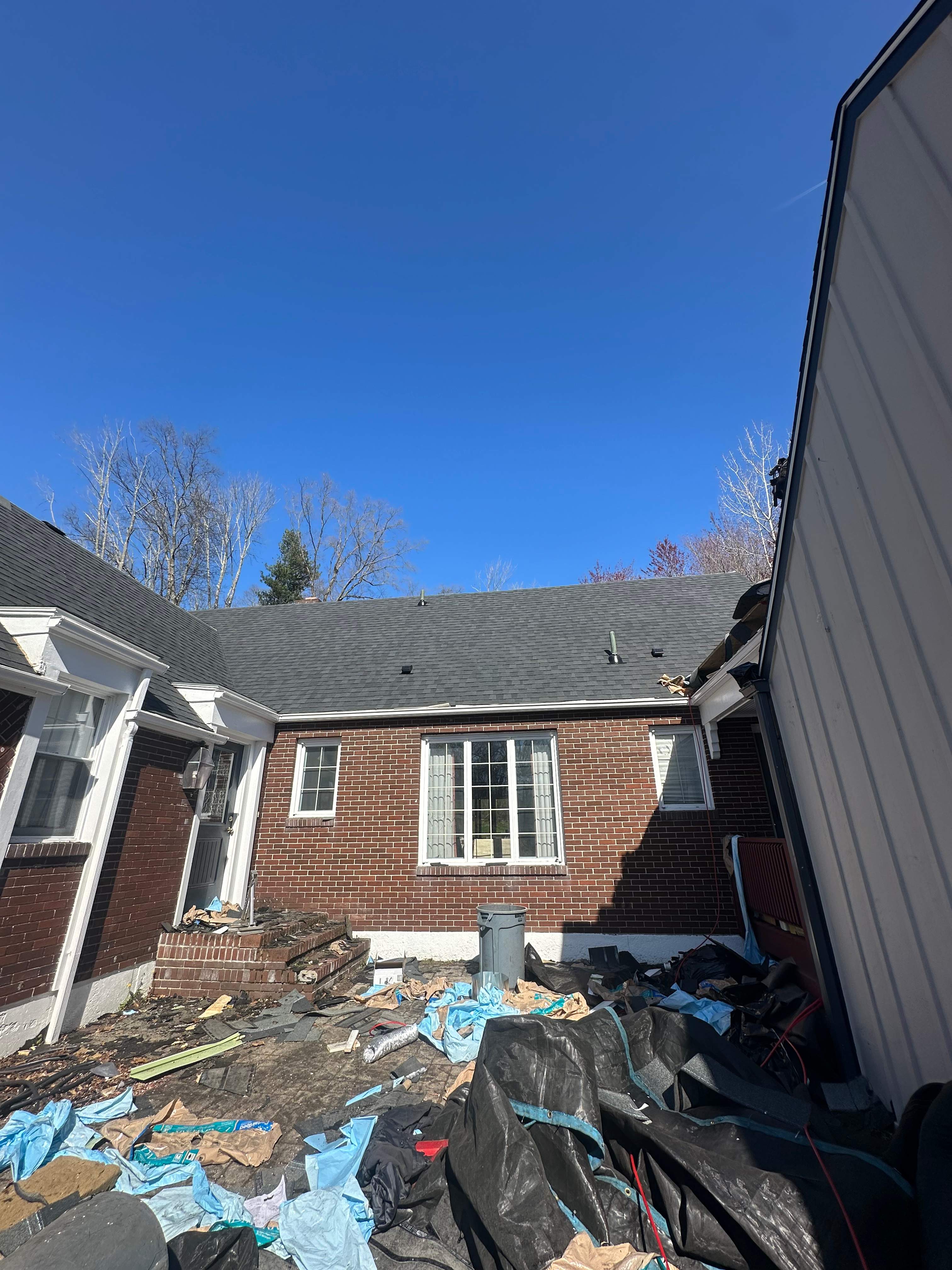 Full Roof Replacement on Large Home in North Andover, MA – CertainTeed Landmark, Charcoal Black by JOHNNYS PRO