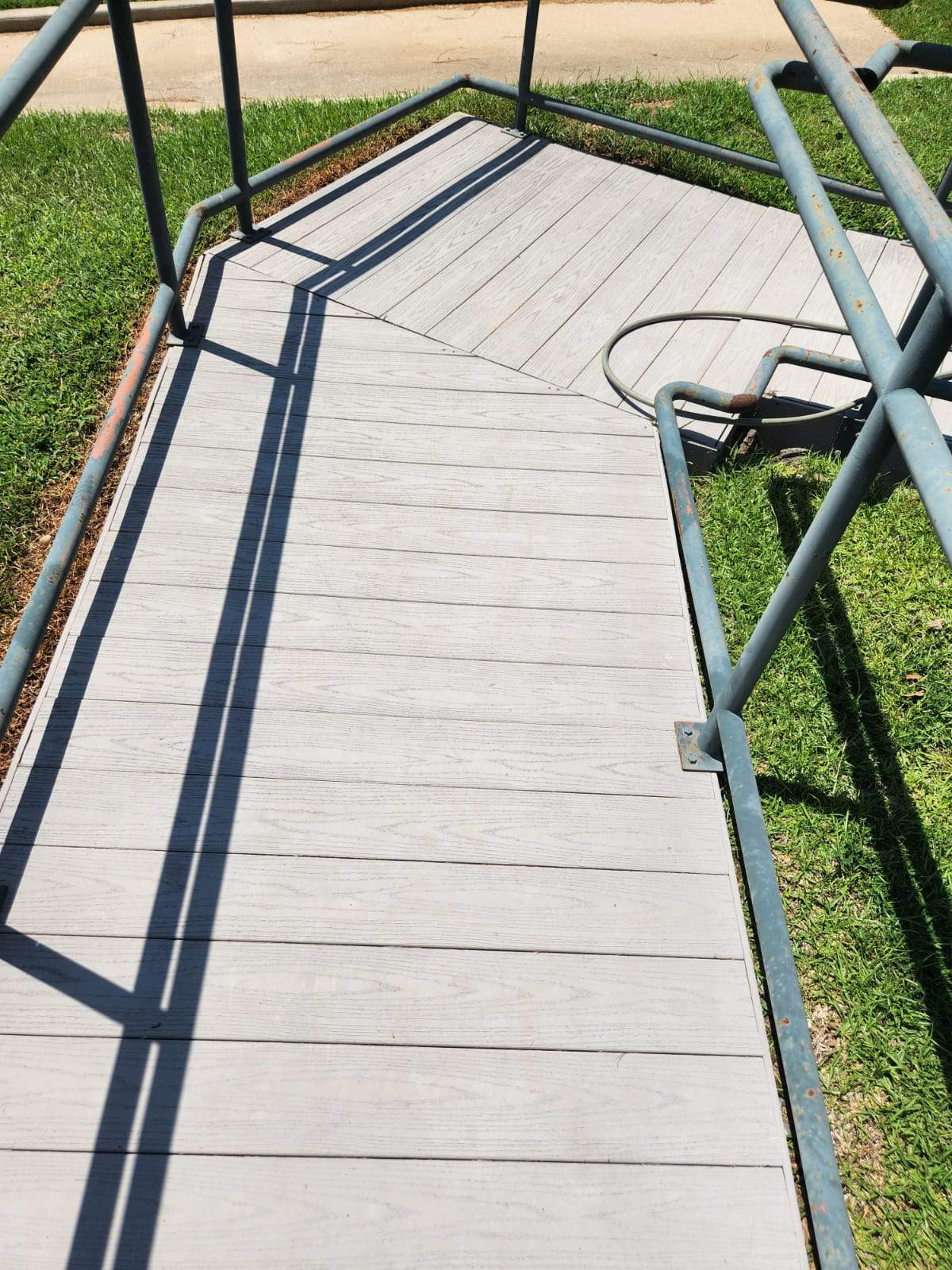 ULM SKI DOCK WASH by College Bros Outdoor services