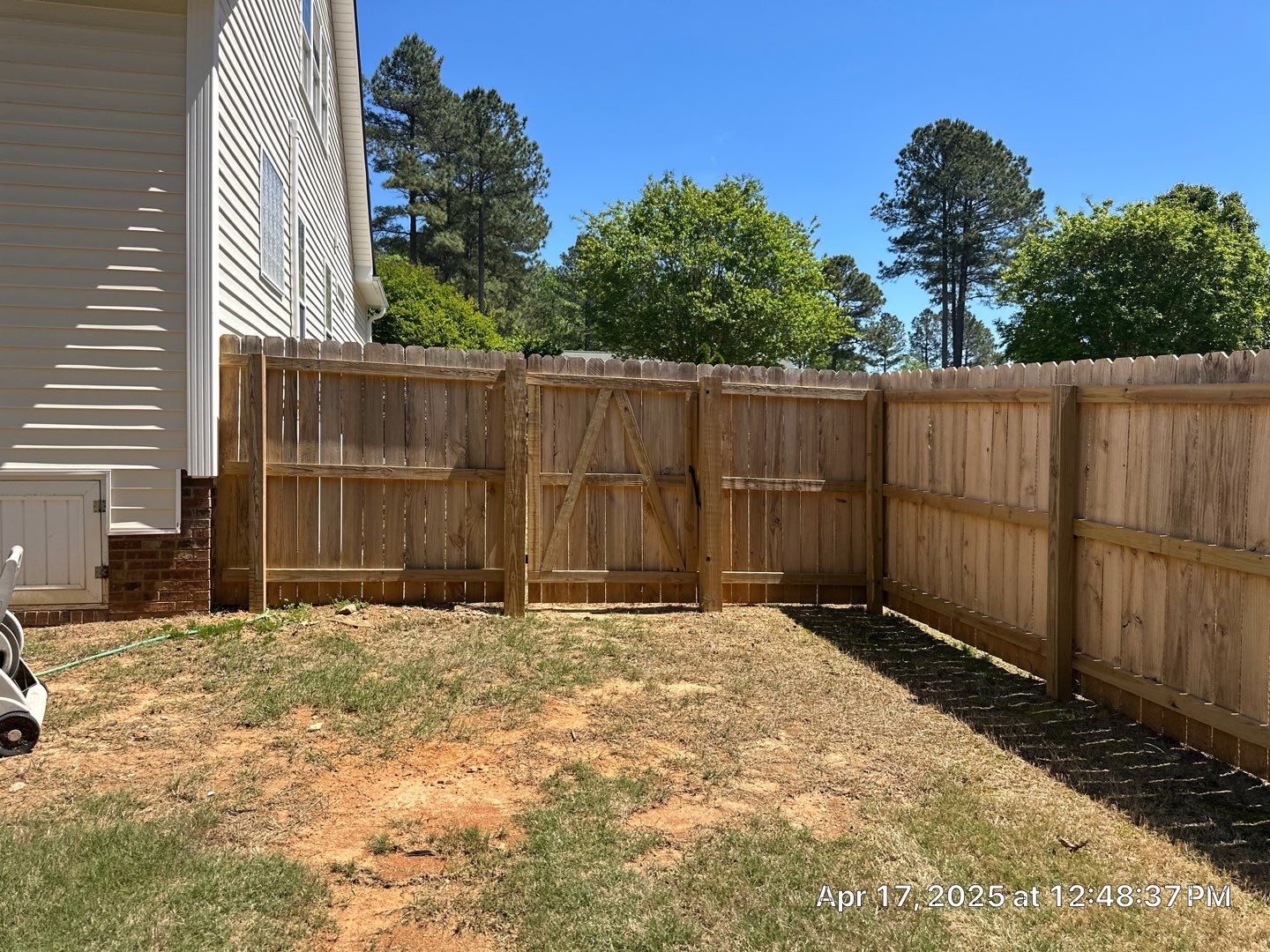 Wood Fence using Wood Sealant by DuraSeal