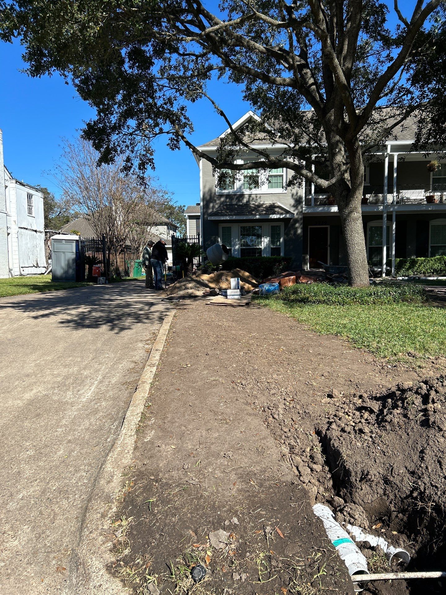 🌟 Mr. & Mrs. Tesla’s Complete Outdoor Makeover by Texas Urban Elements