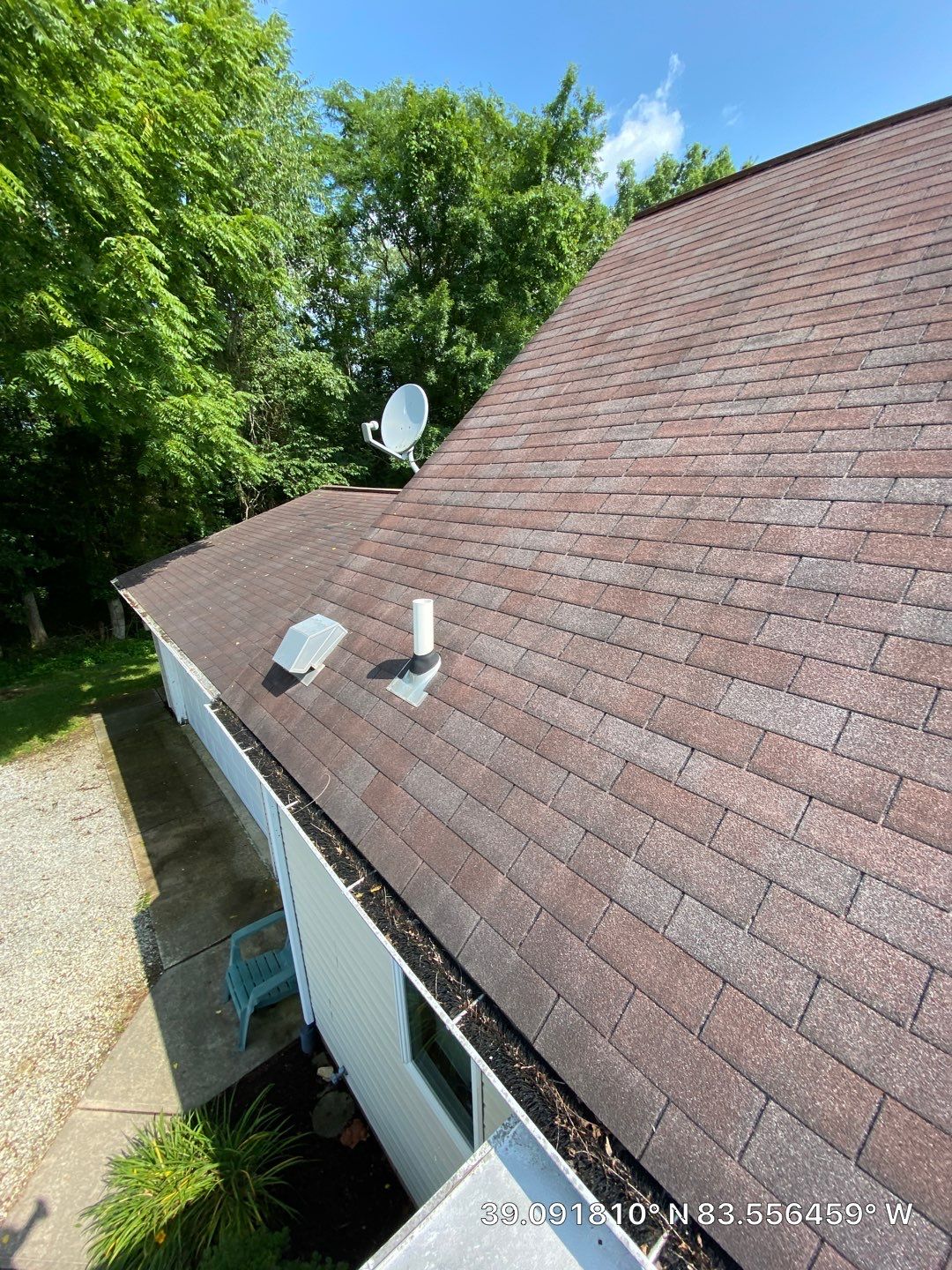 Residential Roofing Installation using Duration Series Shingles - Teak by RoofX 