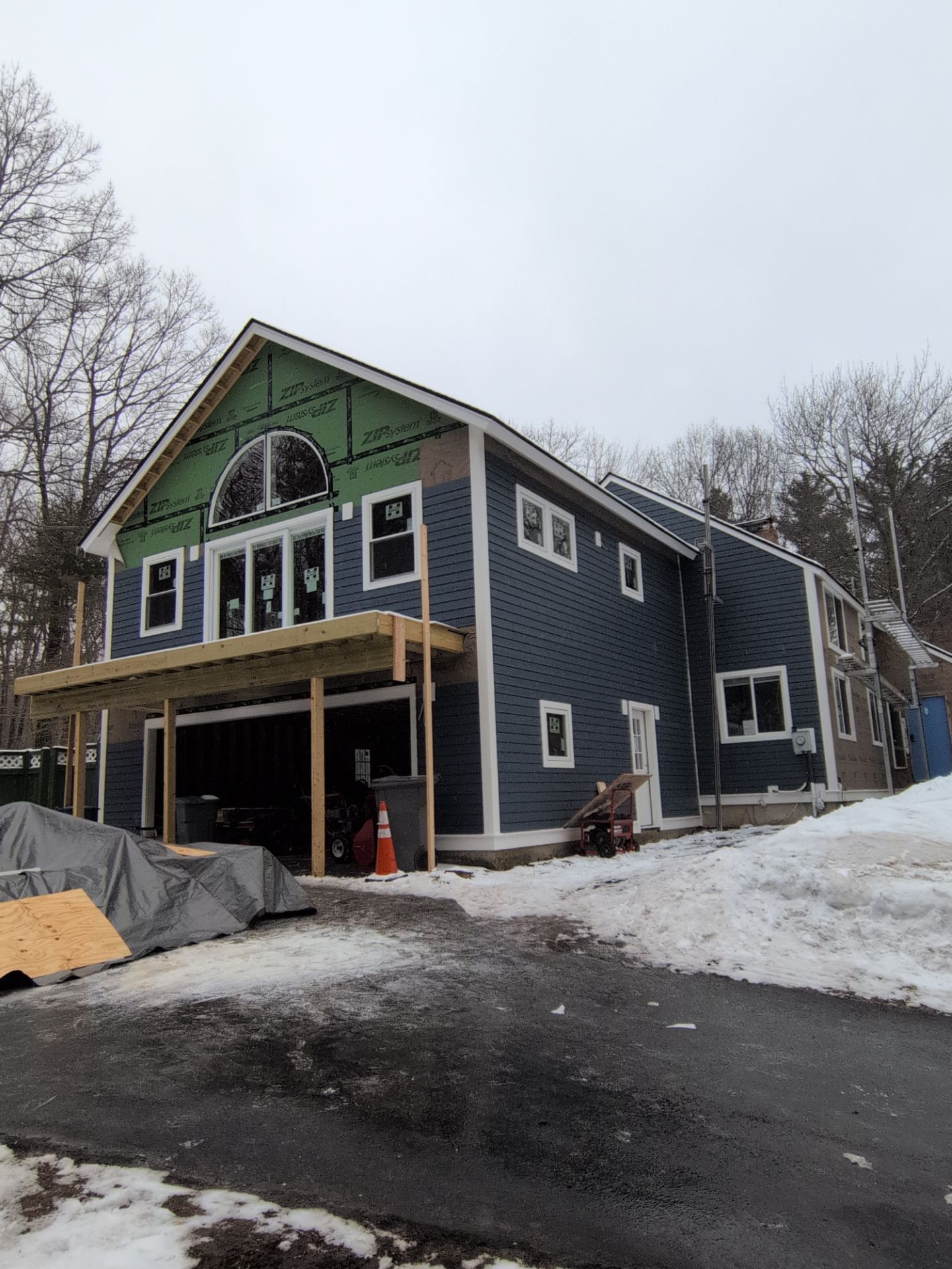 Custom ADU Construction with Vaulted In-Law Suite – LP SmartSide®, ZIP System® & Harvey® Windows by Sensible Home Solutions