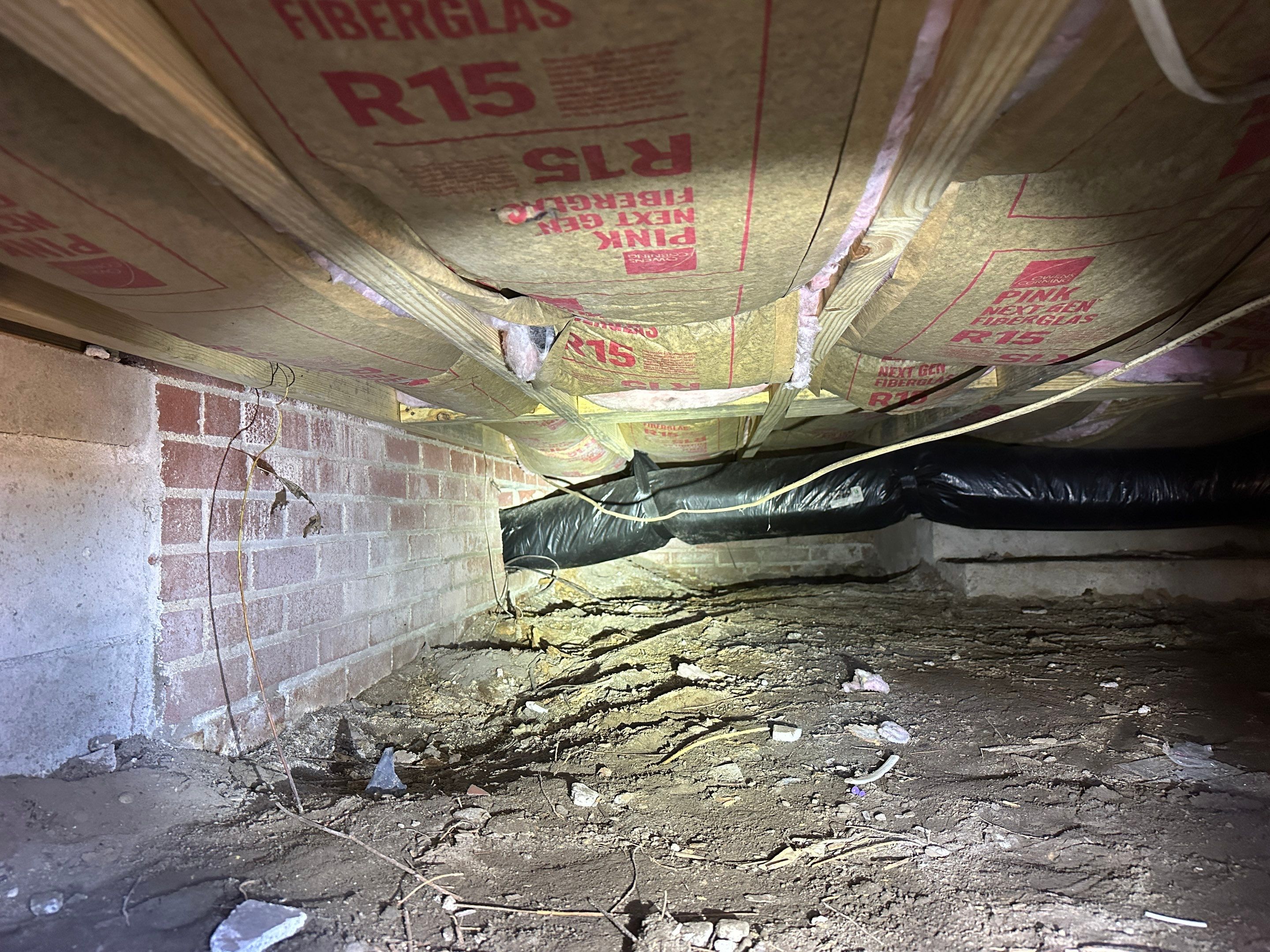 Sealed Crawlspace using Aprilaire E-70 Dehumidifier by Impact Crawlspace