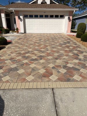Sun City Center Paver Sealing and Maintenance for Geometric Driveway