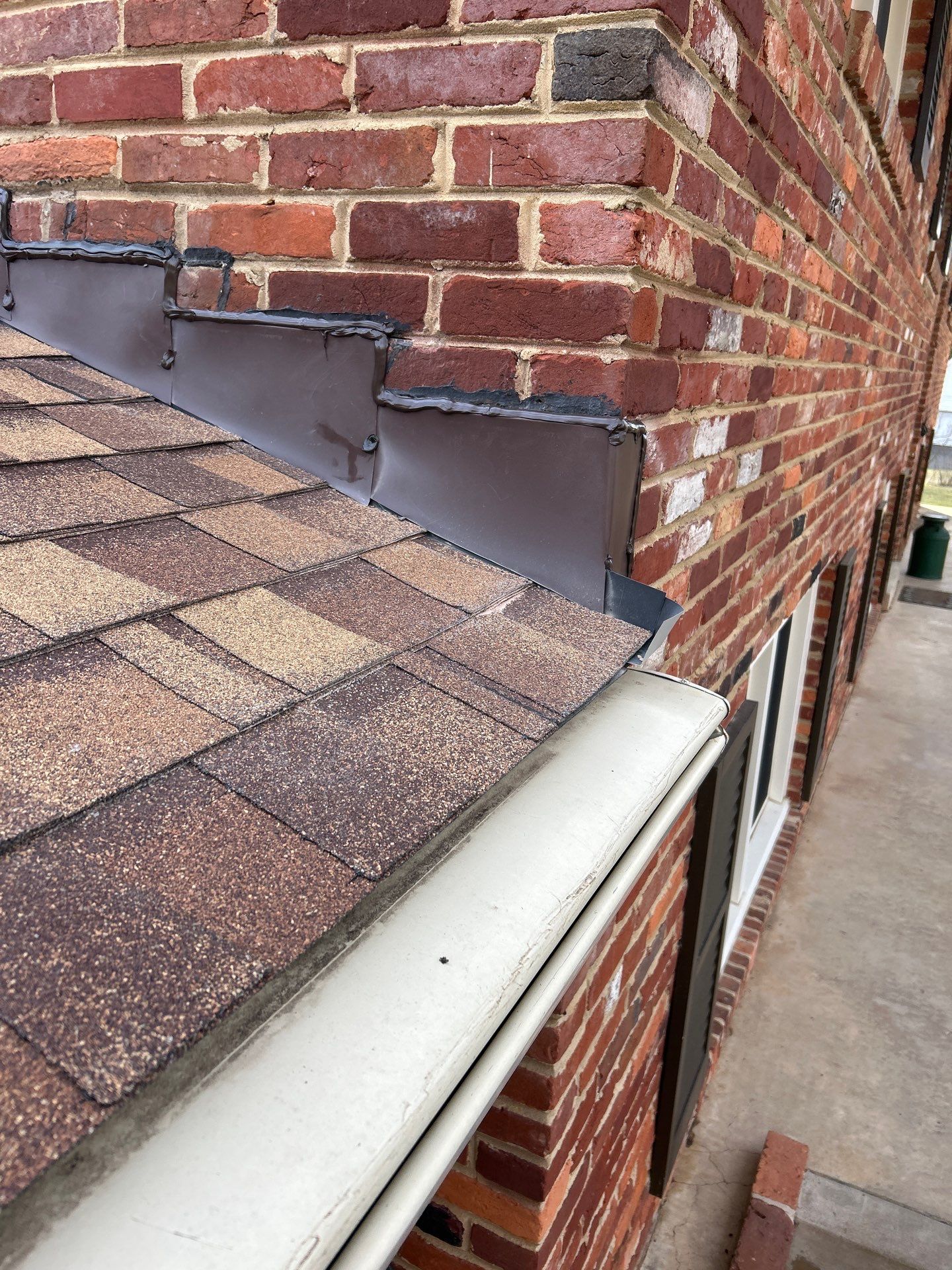 Great Falls: Residential Roof Replacement with CertainTeed Landmark Pro in Max Def Resawn Shake by RM Banning, Inc.