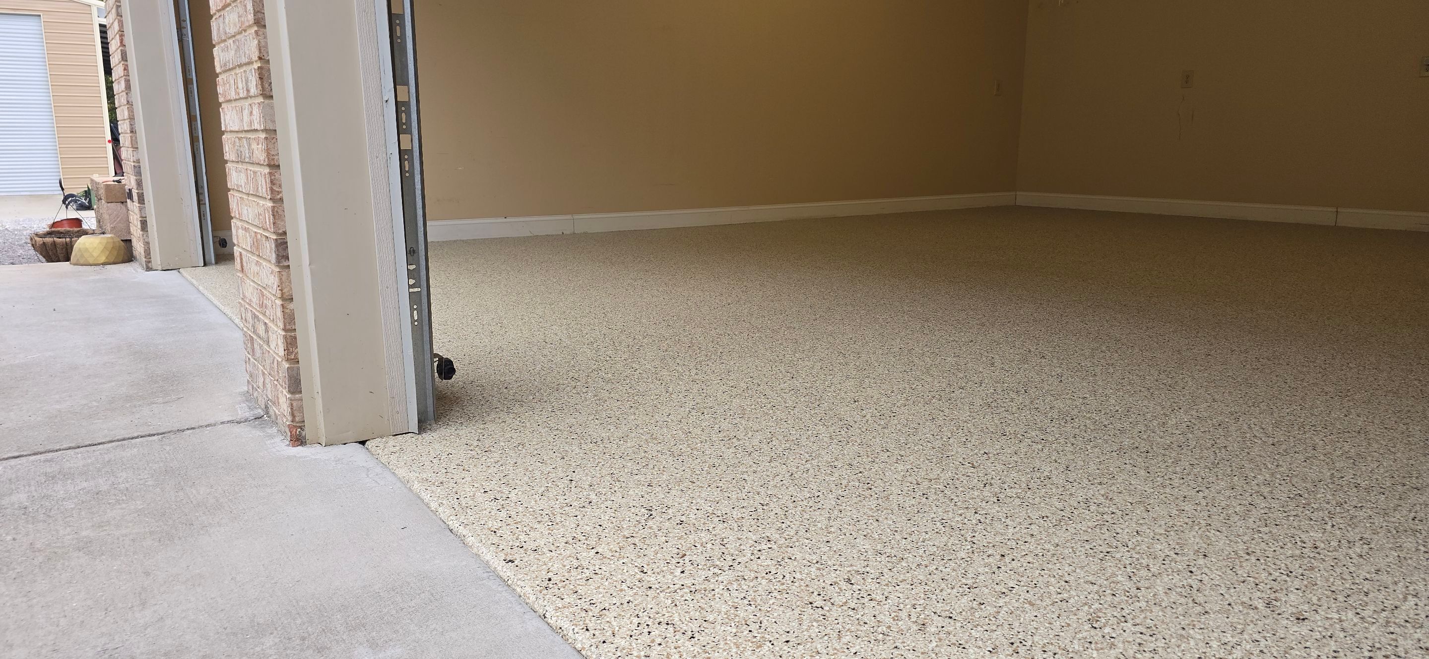 Garage using Shoreline by Elite Floor Solutions