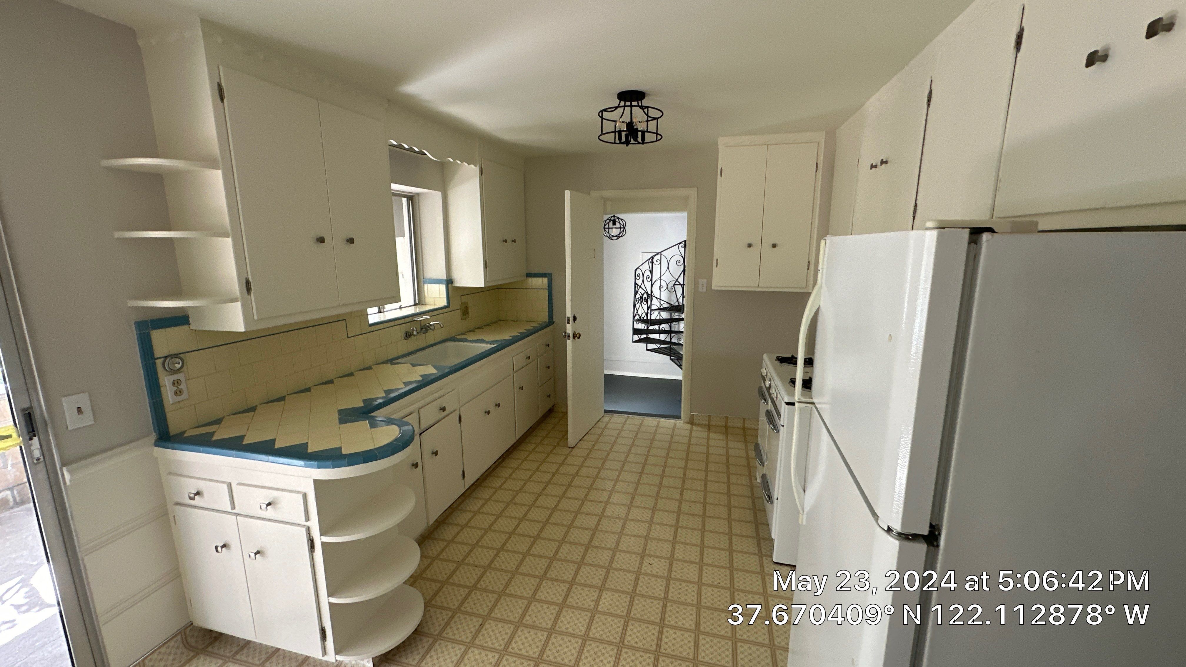 Interior- exterior Painting Hayward  by Herrera’s Bay Area Painting inc.