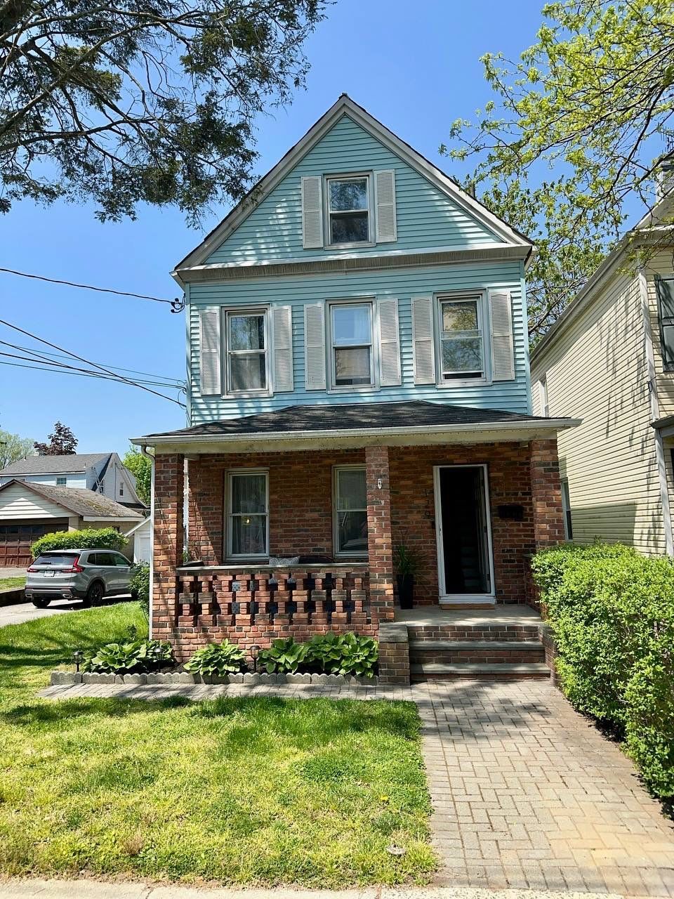 James Hardie Historical Renovation, Village of Pelham NY by Ideal Siding 