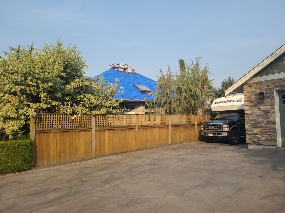 Residential Roofing Installation using Malarky Vista Shingles by Top Notch Roofing Inc