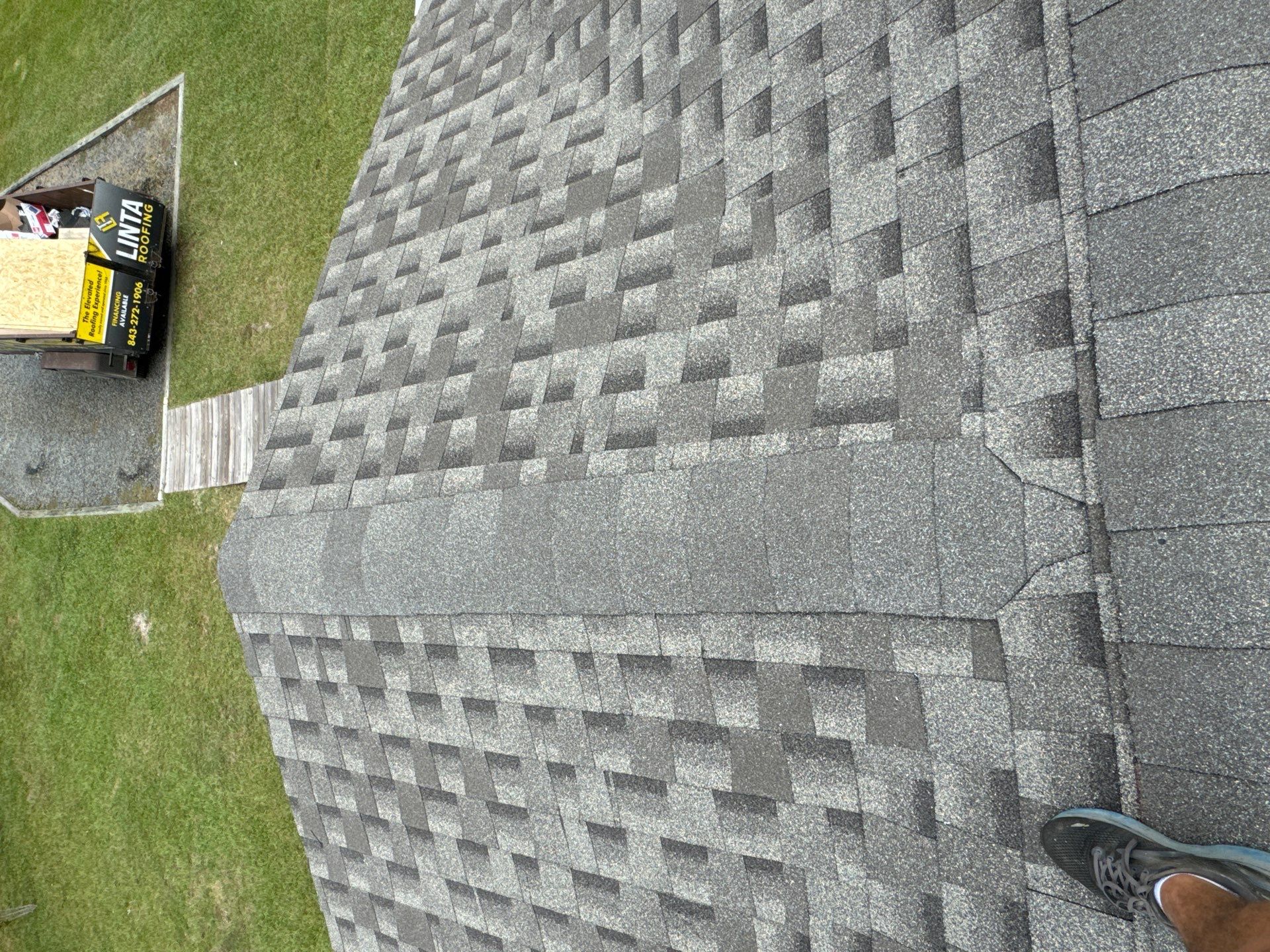 GAF HDZ - Weathered Wood by Linta Roofing Inc