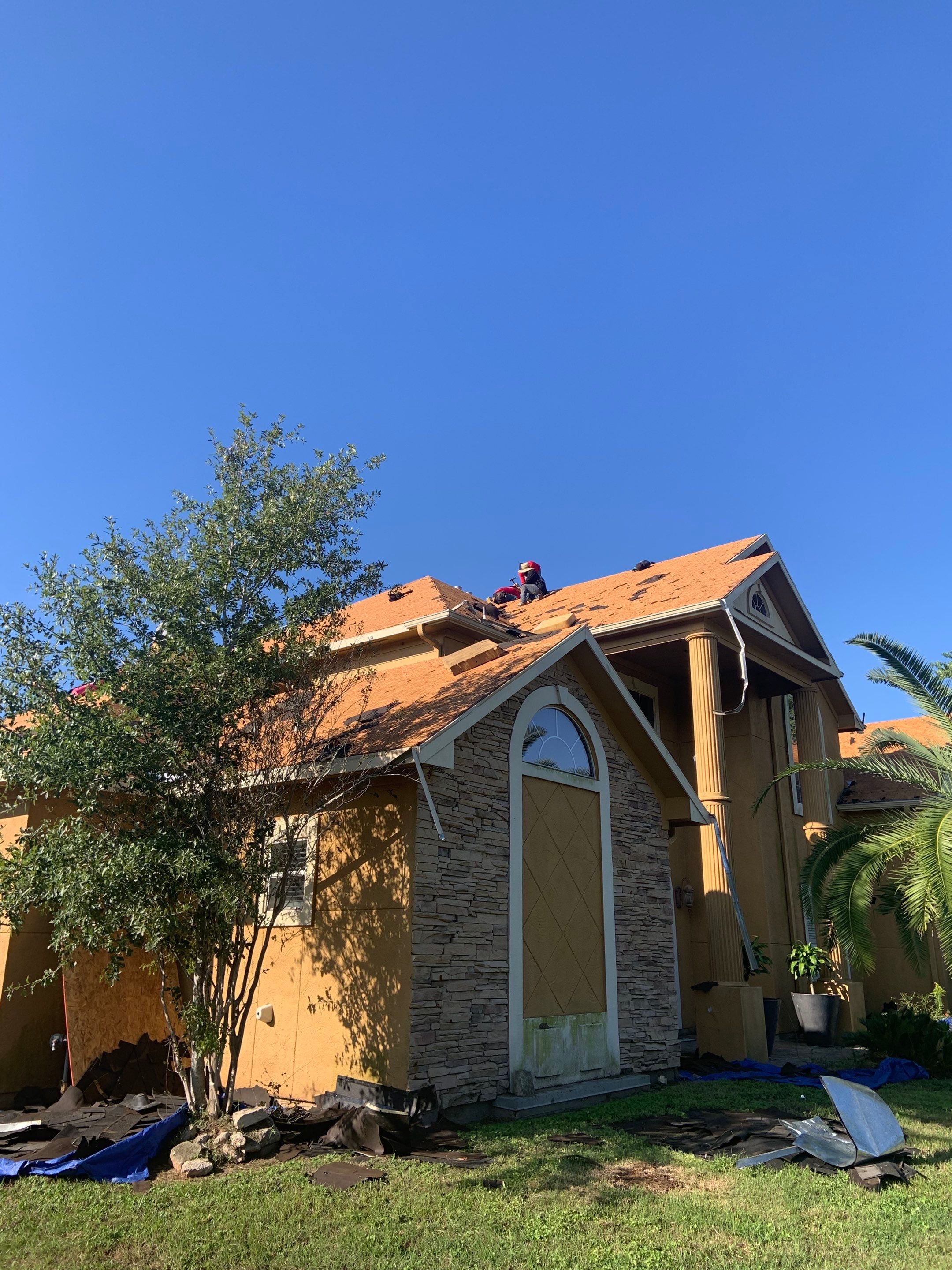 Residential Roofing Installation using Owen's Corning Duration (Lifetime) Shingles by Roof Repair Company