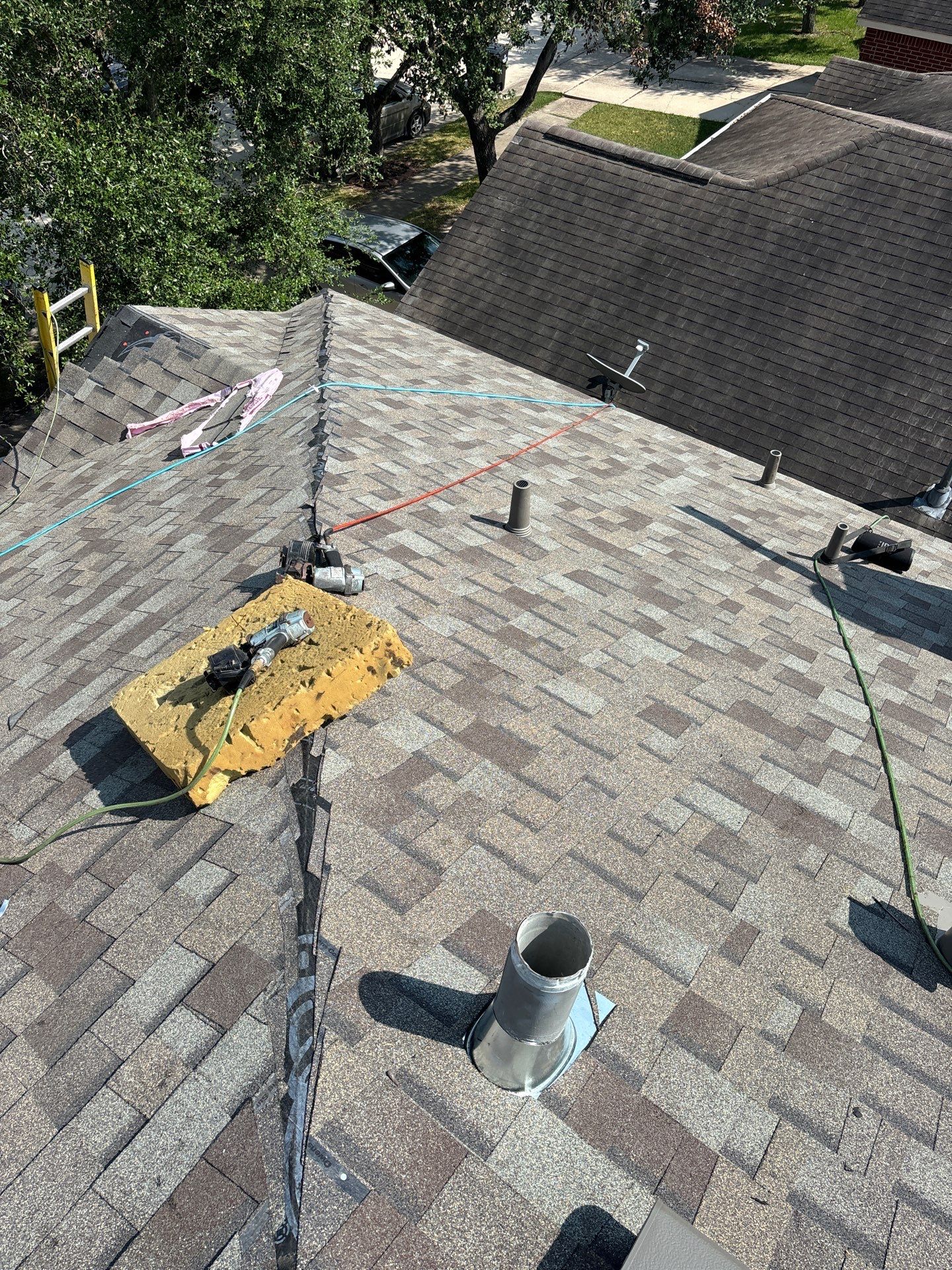 Residential Roofing Installation using Owen's Corning Duration (Lifetime) Shingles by Roof Repair Company