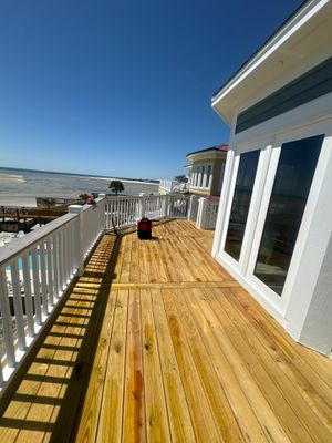 Weathered Deck using Wood Sealant