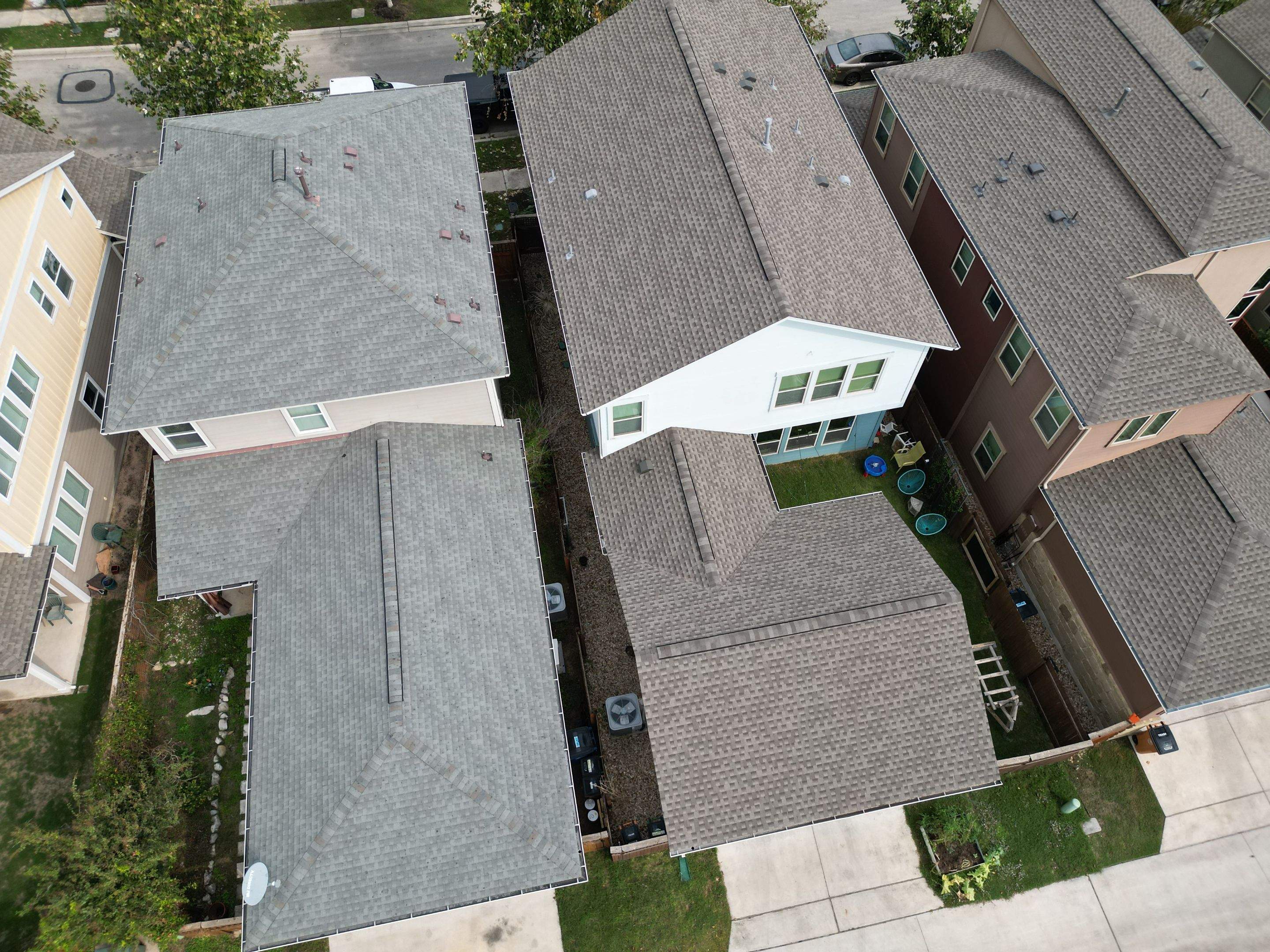 Weathered Wood - GAF Timberline HDZ by RoofsOnly.com