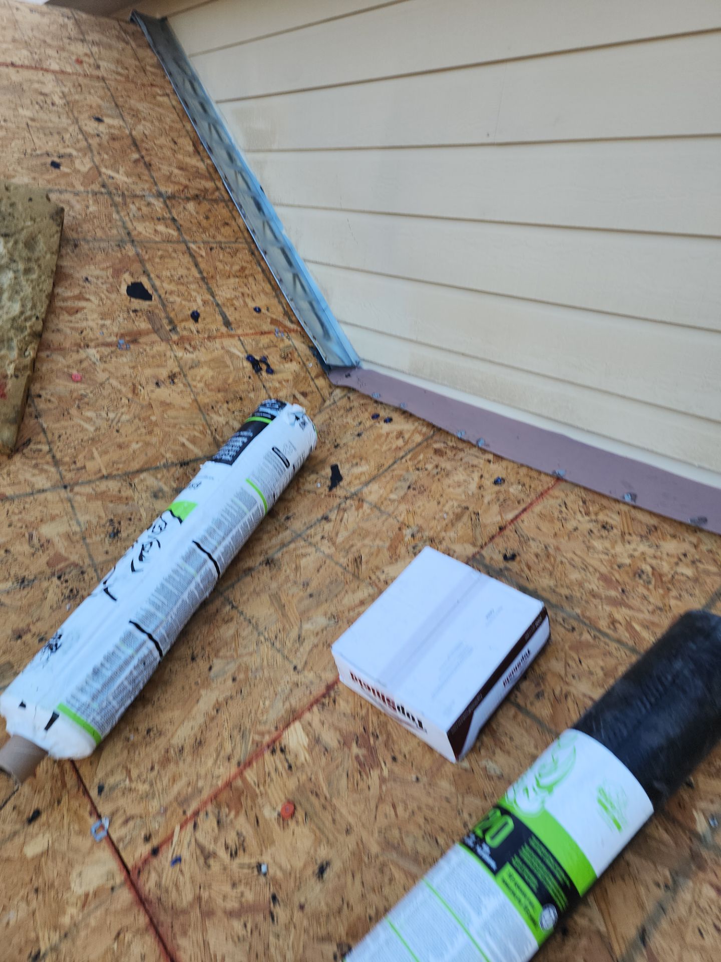 Residential Roofing Installation using Owen's Corning Duration (Lifetime) Shingles by Roof Repair Company