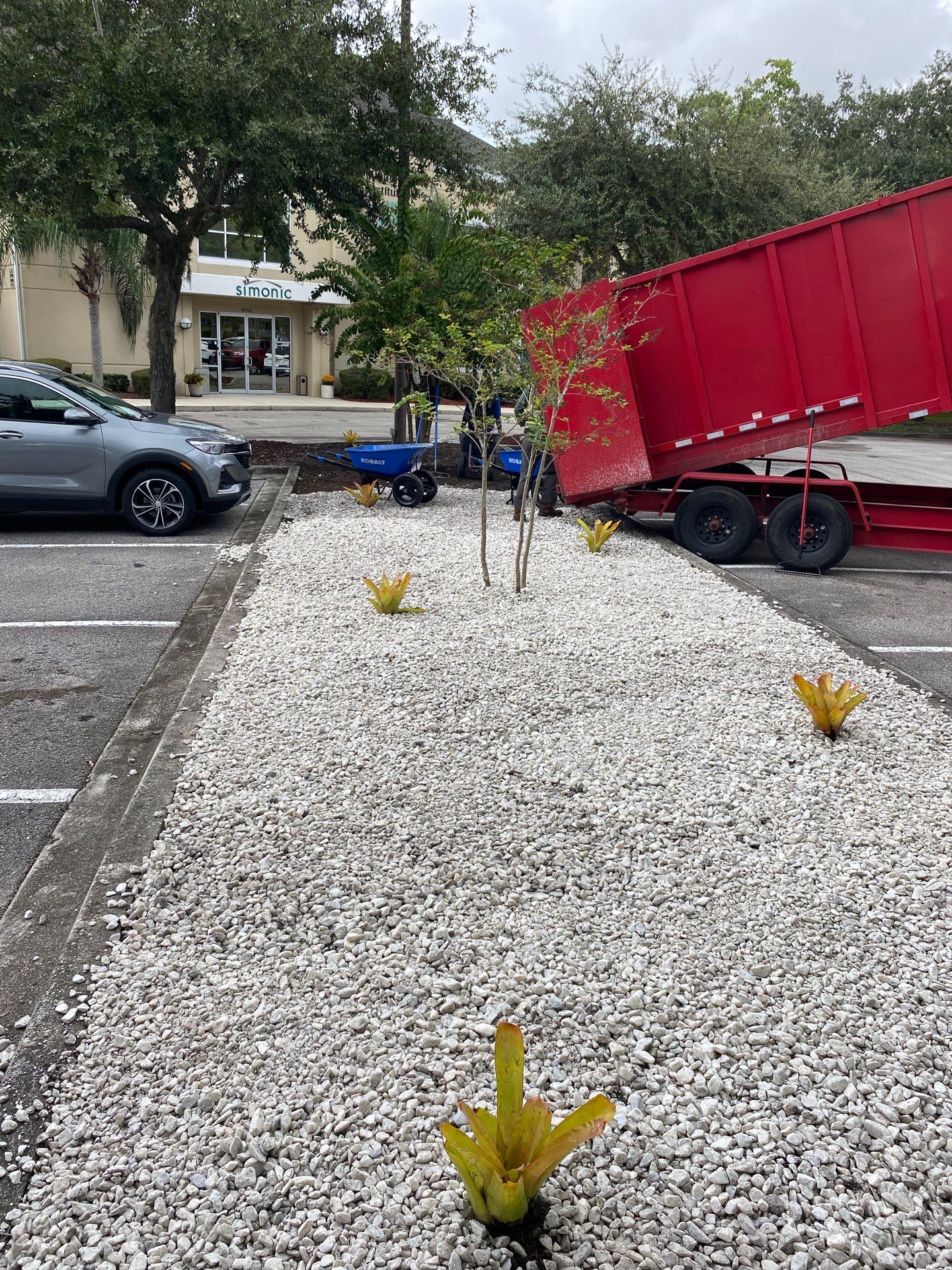 Simonic II | Business Complex Landscape by ProGreen Services