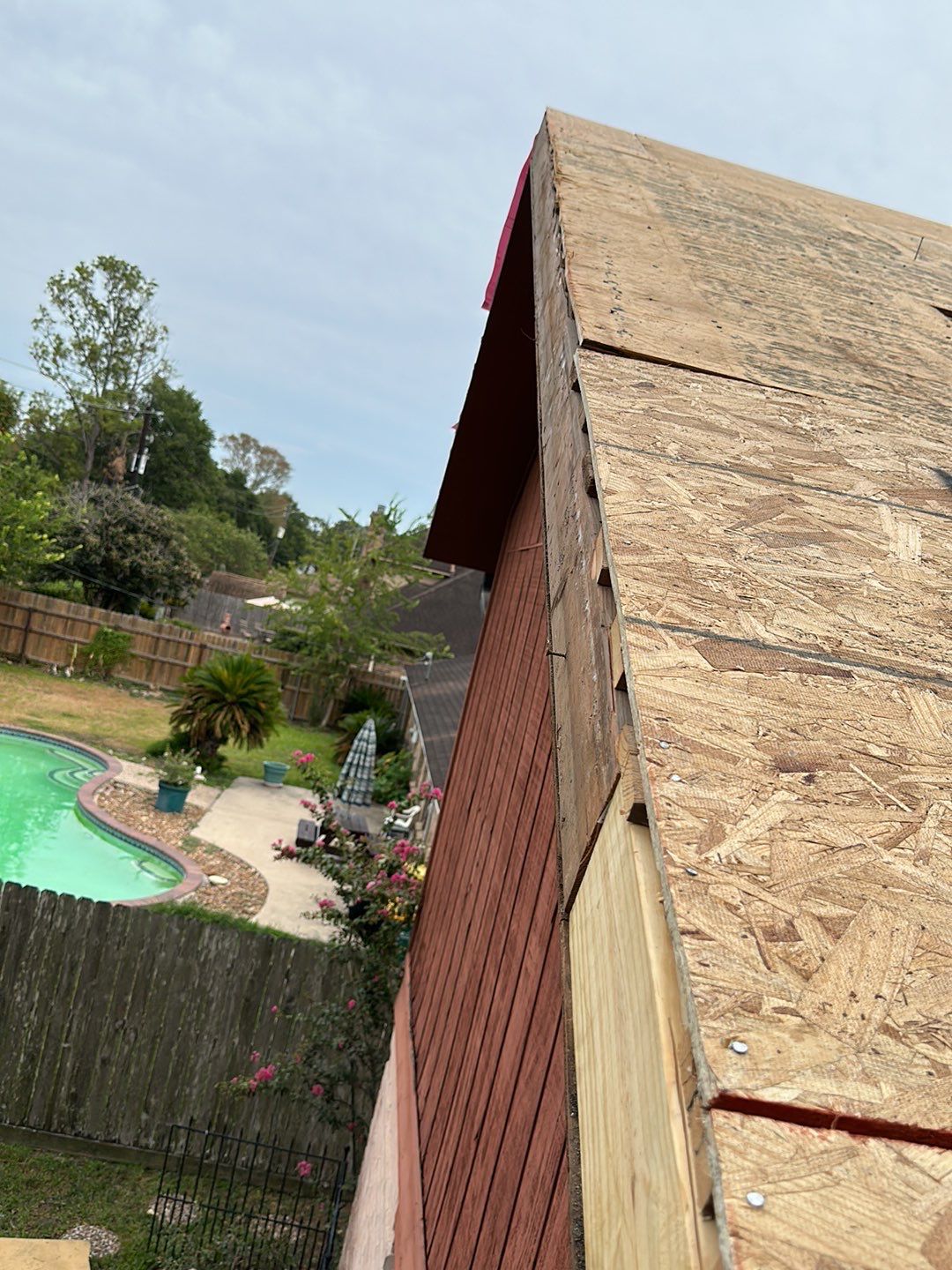 Residential Roofing Installation using Owen's Corning Duration (Lifetime) Shingles by Roof Repair Company