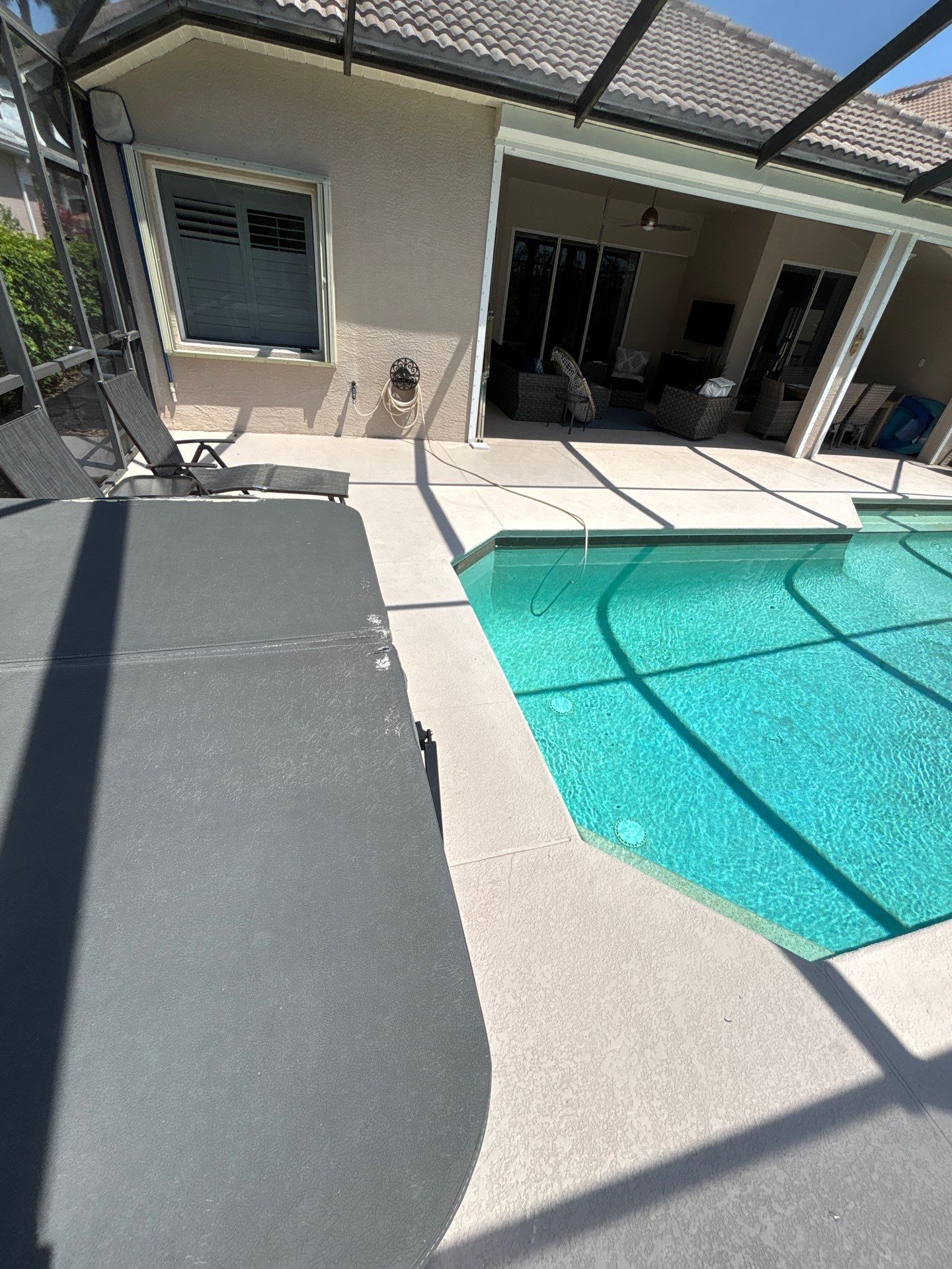 Porcelain Pool Deck - Colonial Country Club by Old Town Pavers Llc