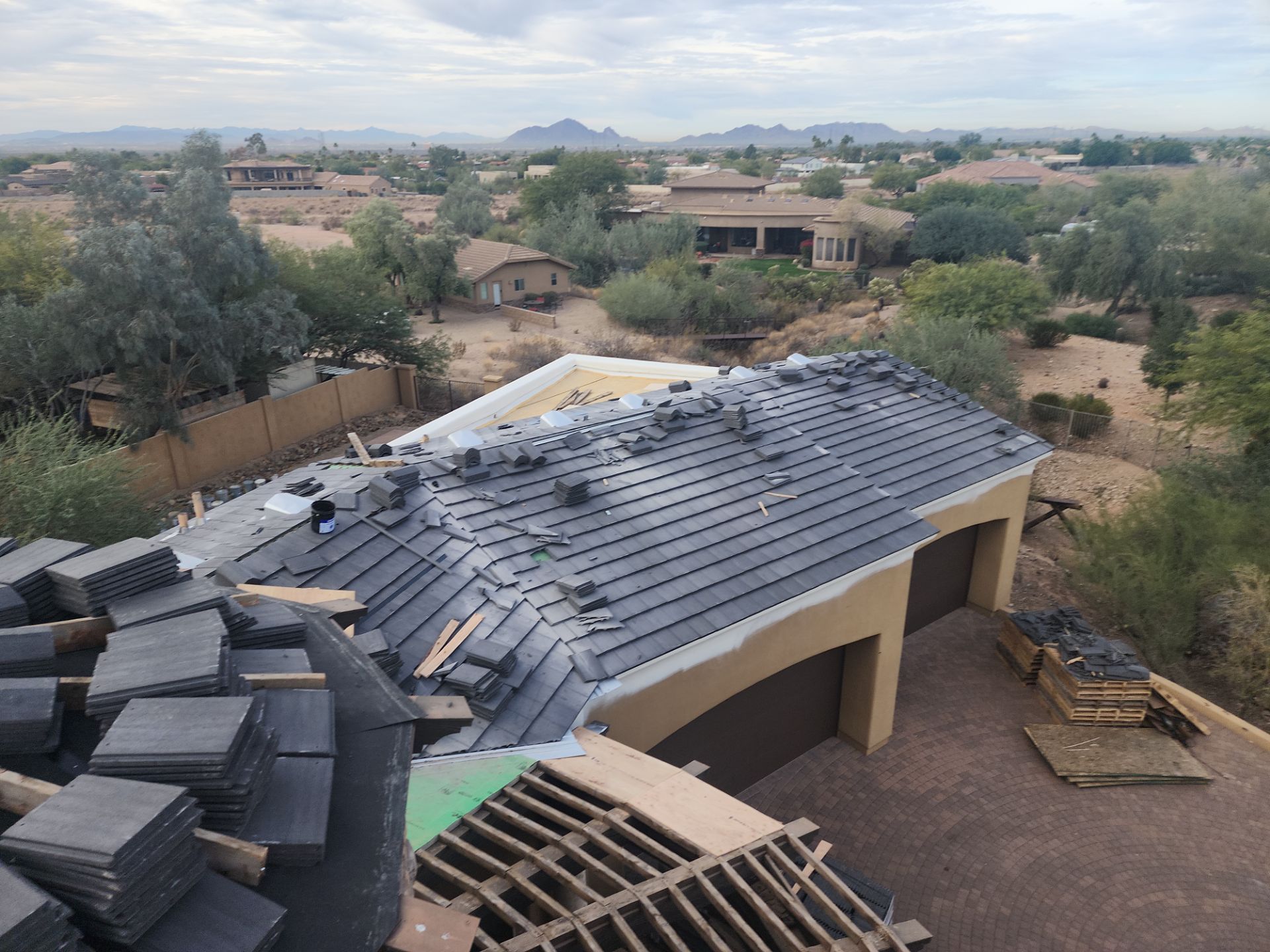 Onyx Concrete Tile by Reimagine Roofing