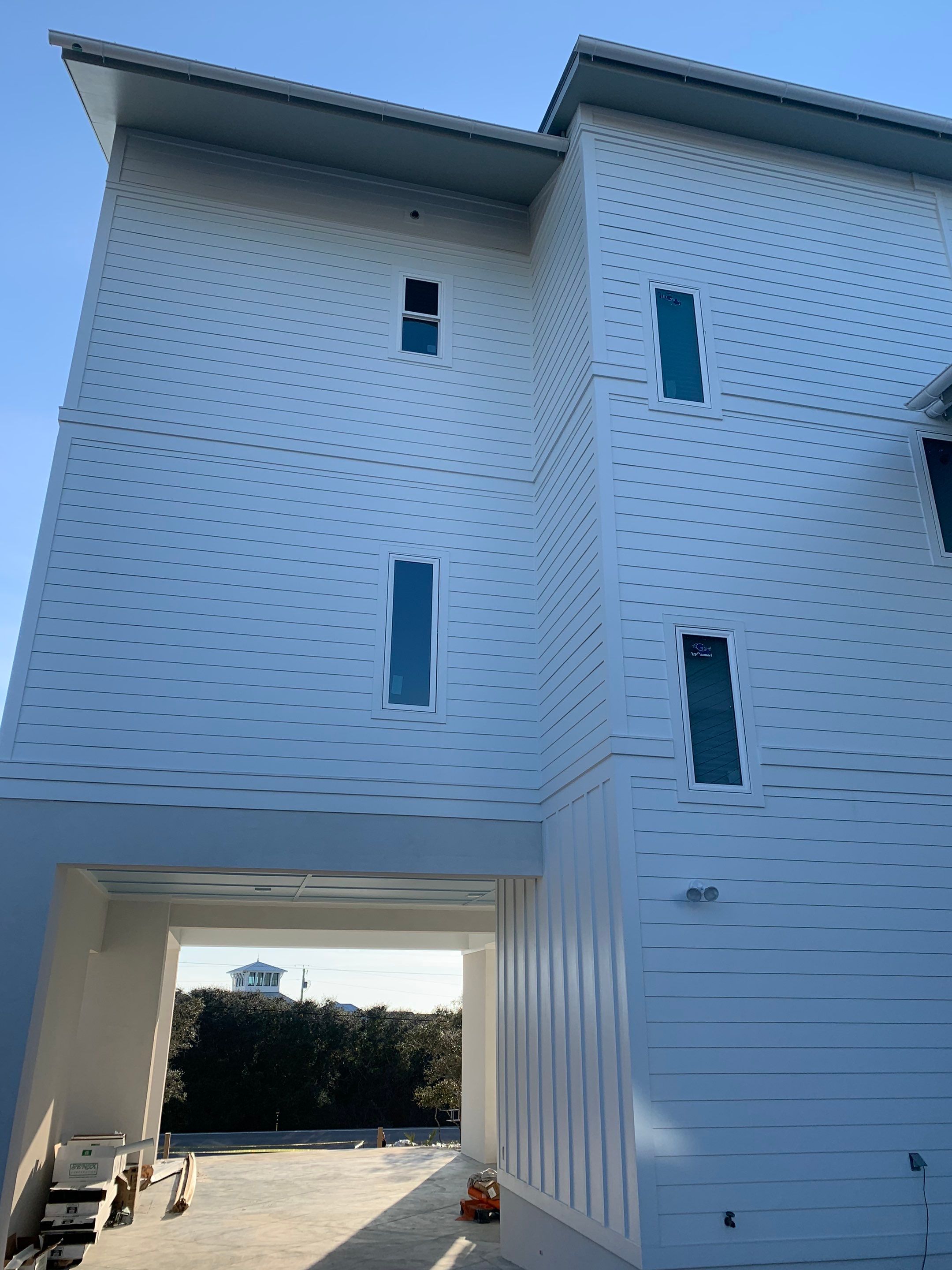 Gutter Installation Using 6 Inch Seamless Aluminum Gutters by Gutter Professors
