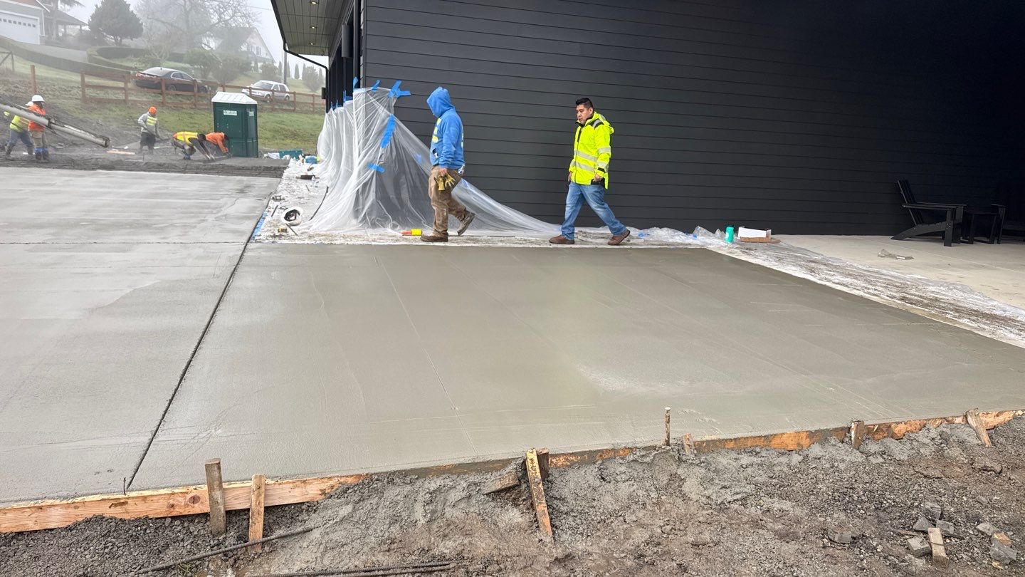 Concrete Patio, Walkway & Asphalt Driveway | Snohomish by Jireh Asphalt & Concrete Inc 