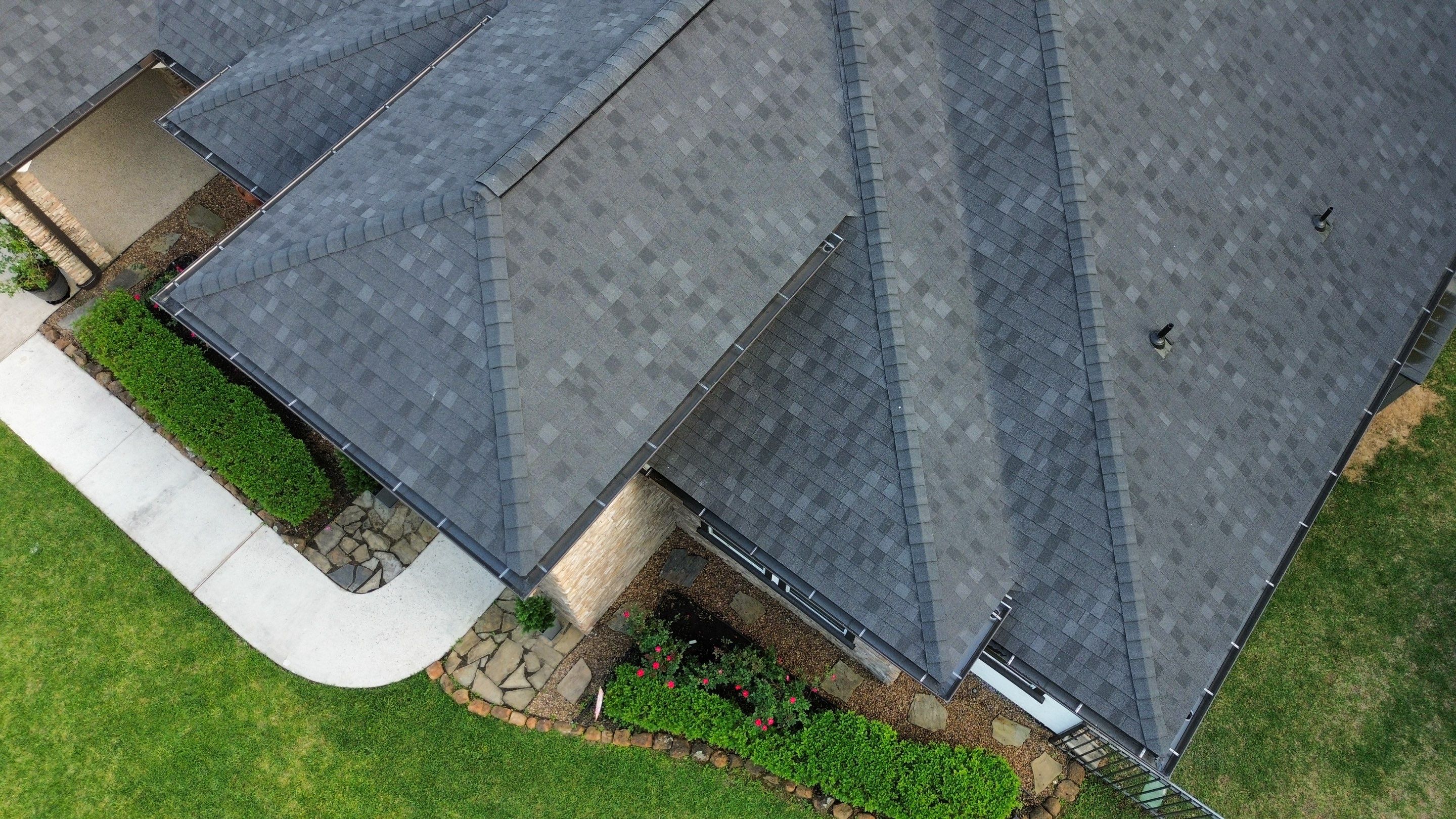 Huffman Roof Installation using Atlas Pinnacle Pristine by Modern BYLT Roofing & Construction