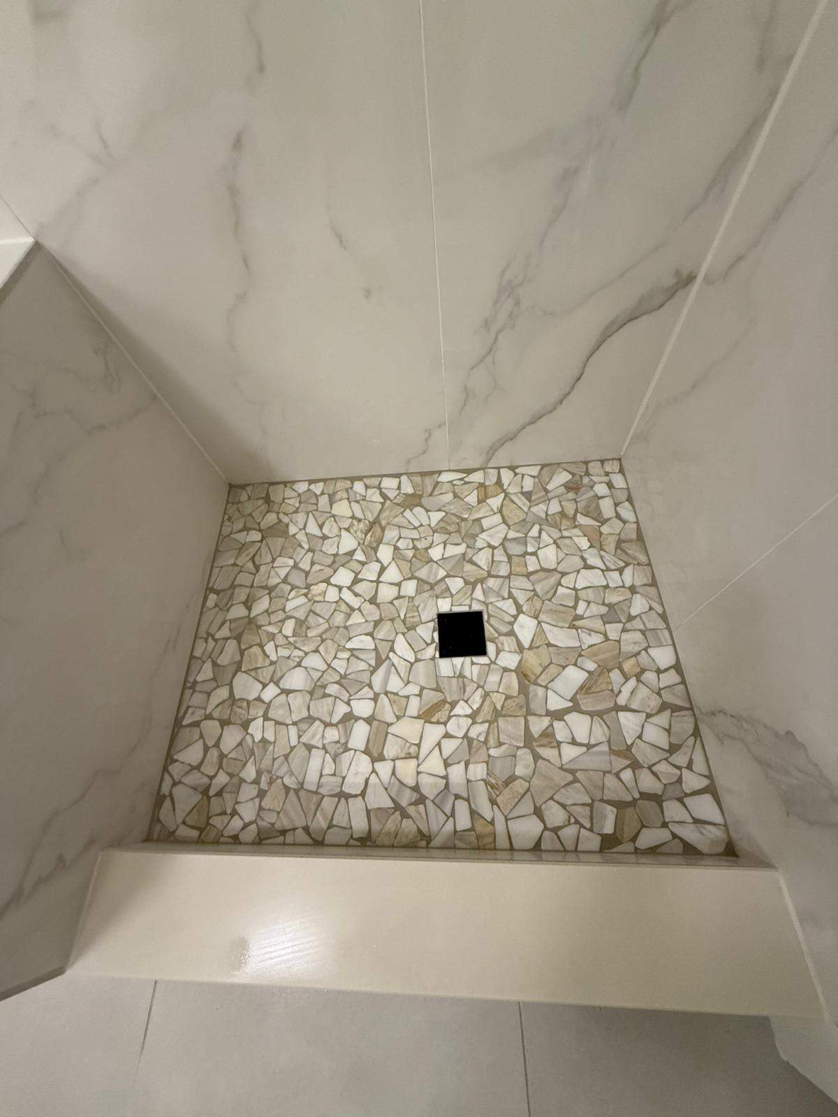 Shower and tub tiling  by Prudencio