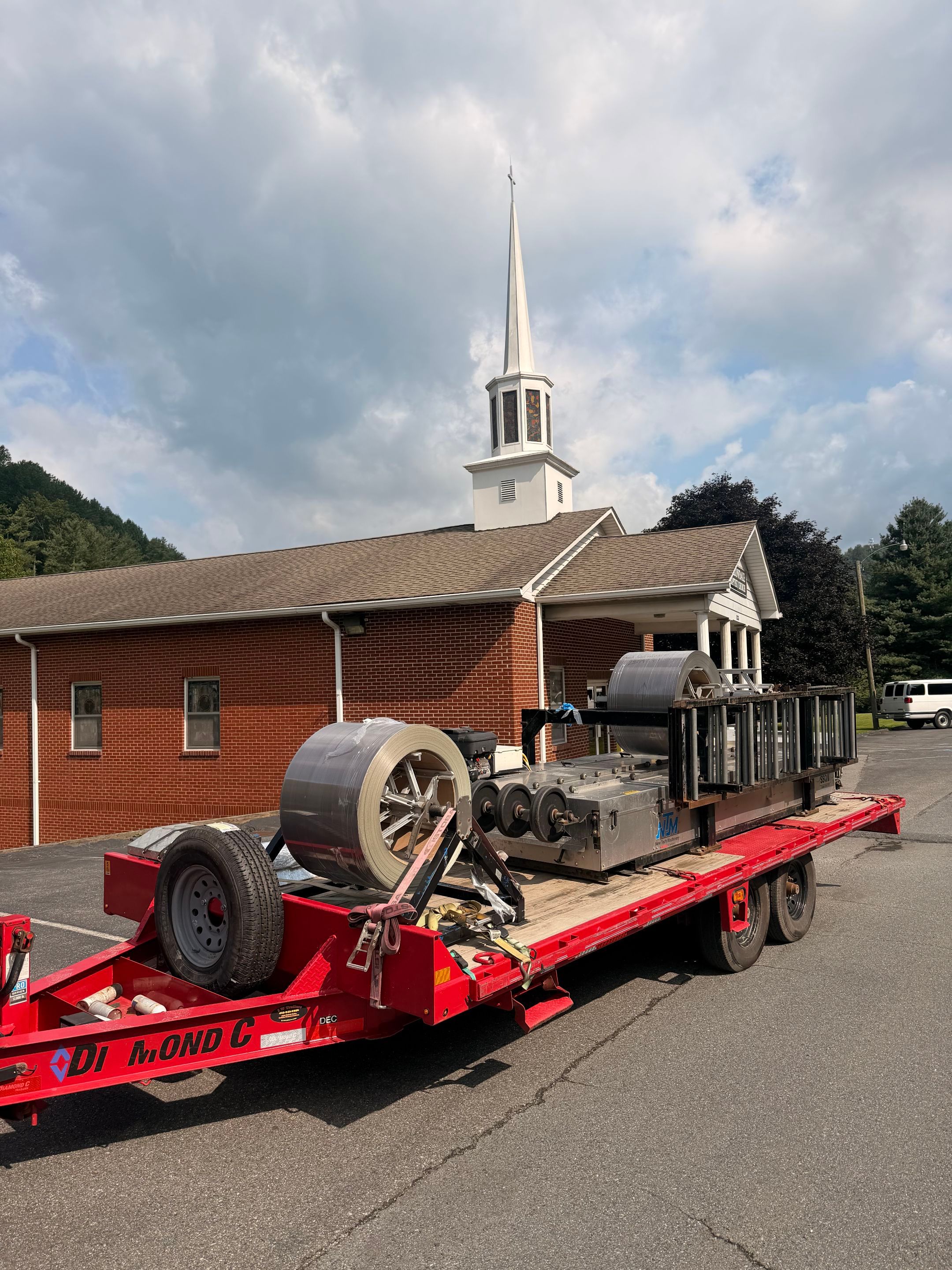 Willowdale Baptist Church by Omnia Roofing
