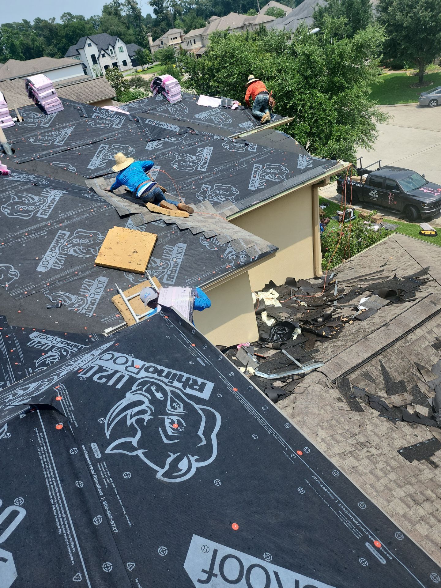 Residential Roofing Installation using Owen's Corning Duration (Lifetime) Shingles by Roof Repair Company