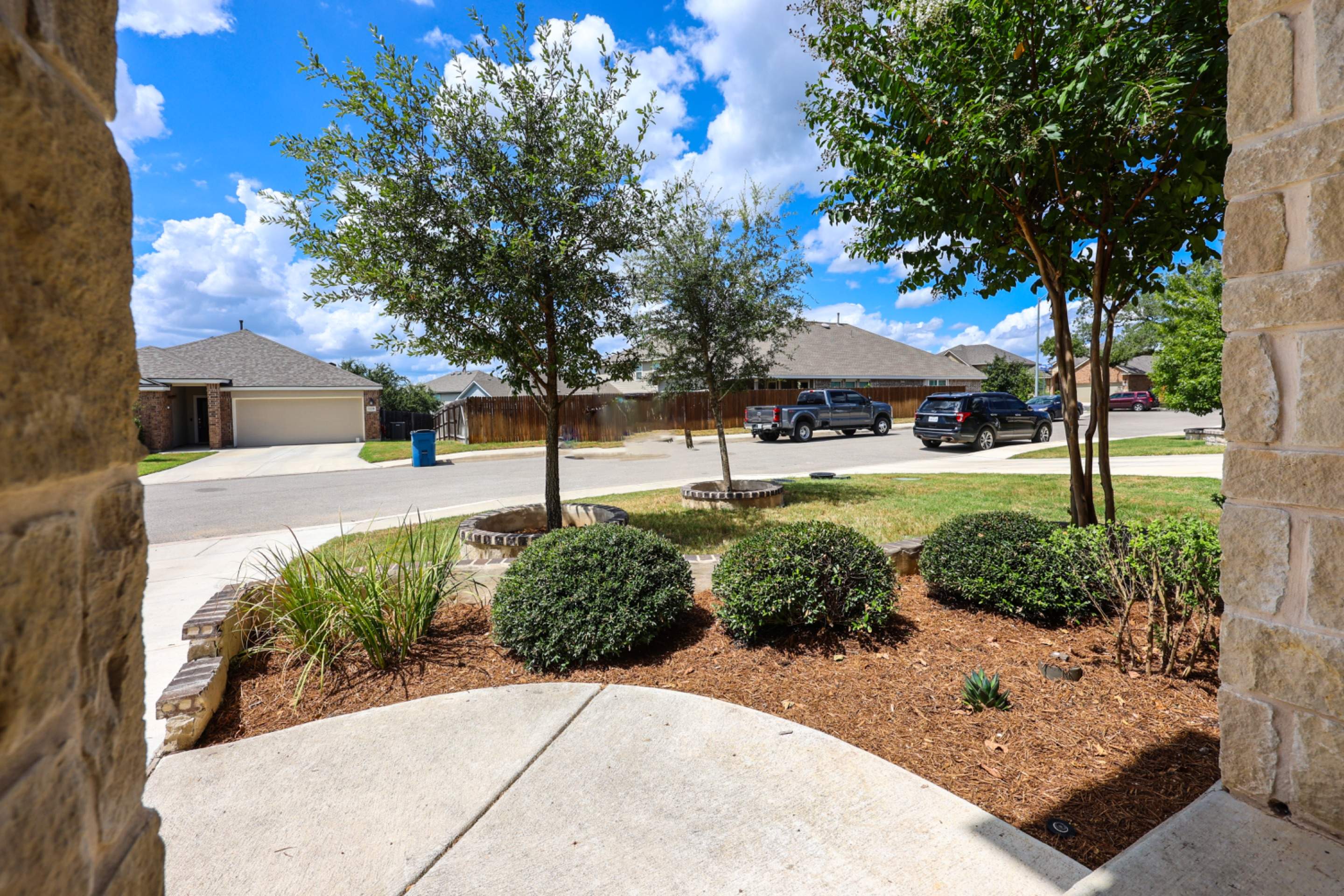 Wortham Oaks - San Antonio, TX by Hole In One Lawns, LLC
